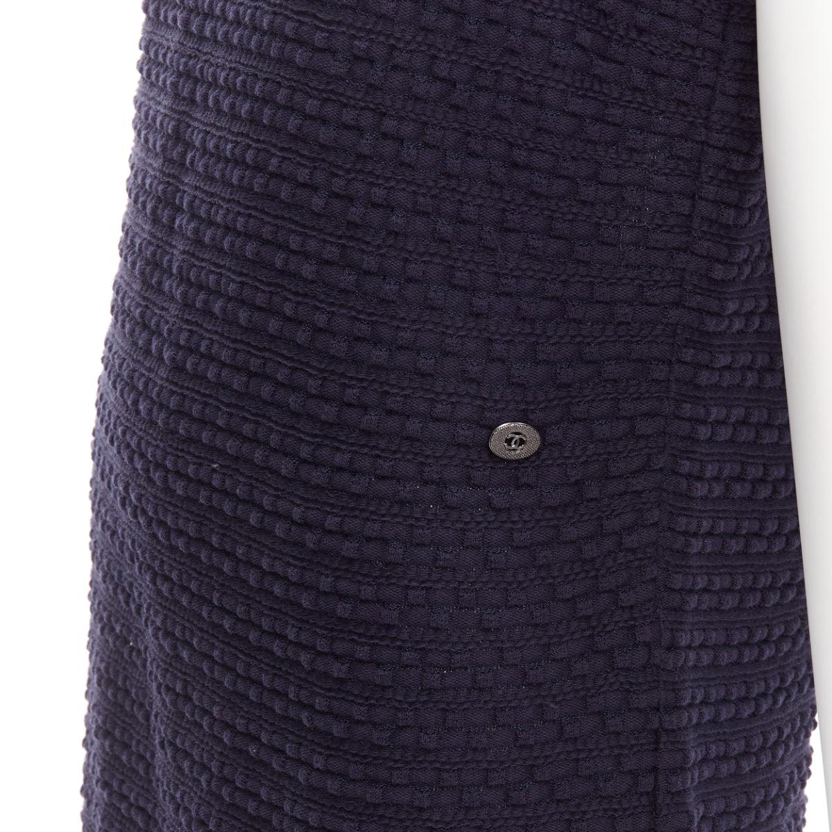 CHANEL navy CC logo button boat neck A-line knit mini dress FR38 M For Sale 2