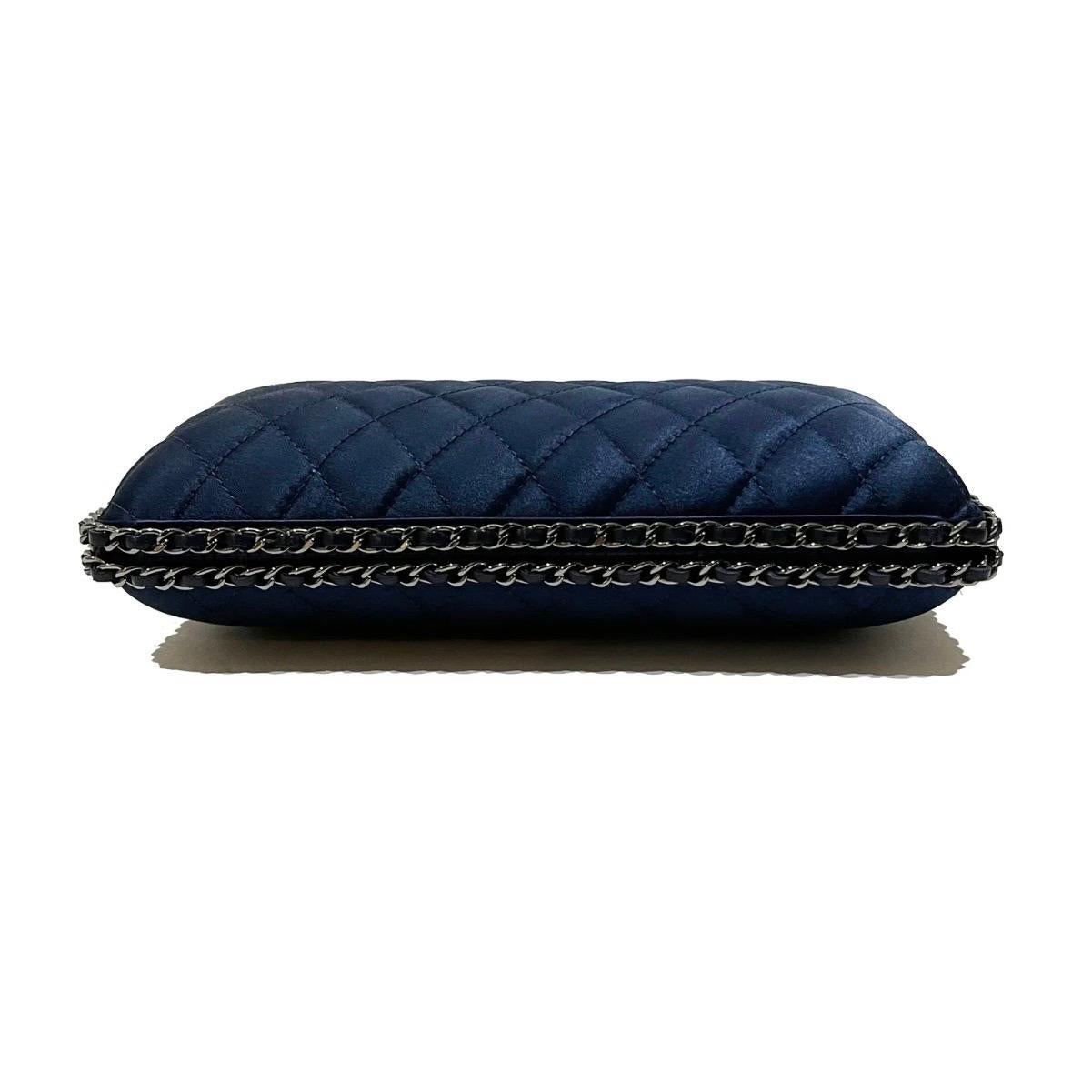 Chanel Navy Chain Around Clutch Pre-Fall2012 5