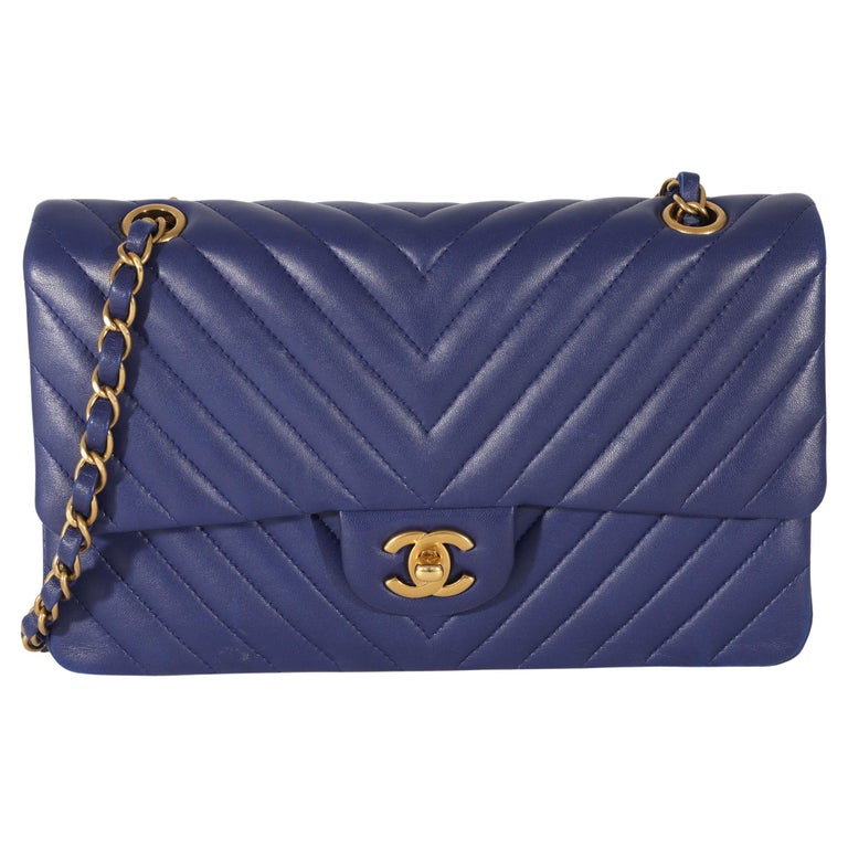 Chanel Navy Chevron Medium Classic Double Flap For Sale at 1stDibs