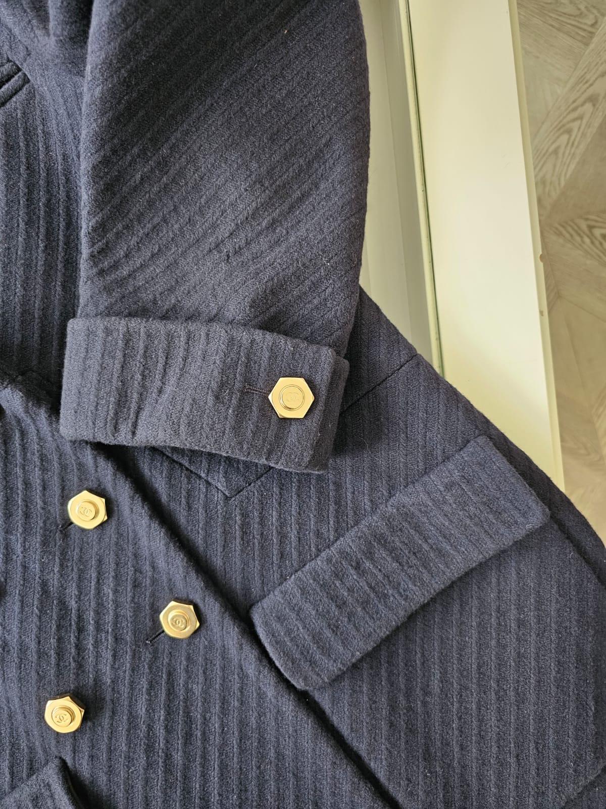Chanel Wool Navy Coat brand new with the tag For Sale 8