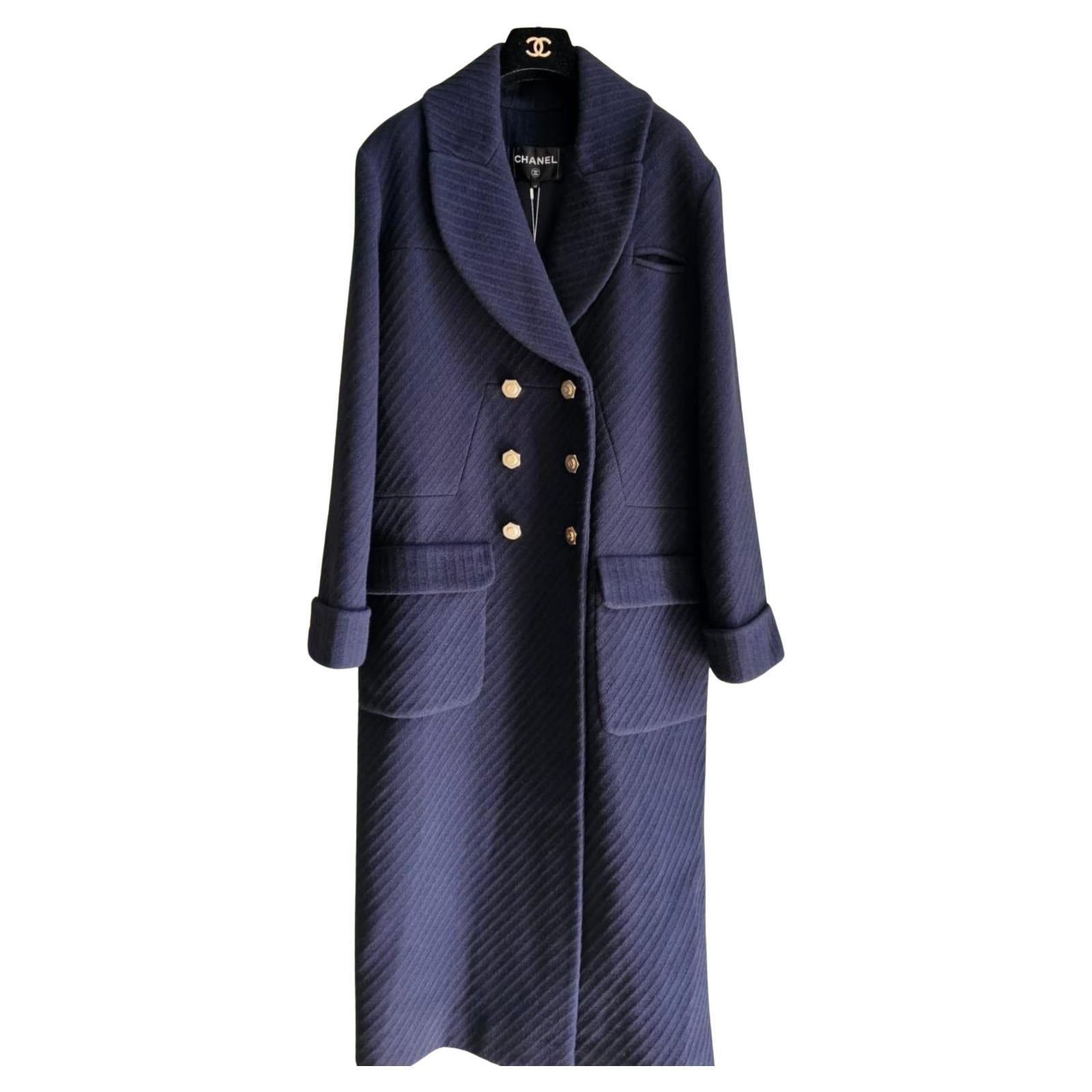 Chanel Wool Navy Coat brand new with the tag For Sale