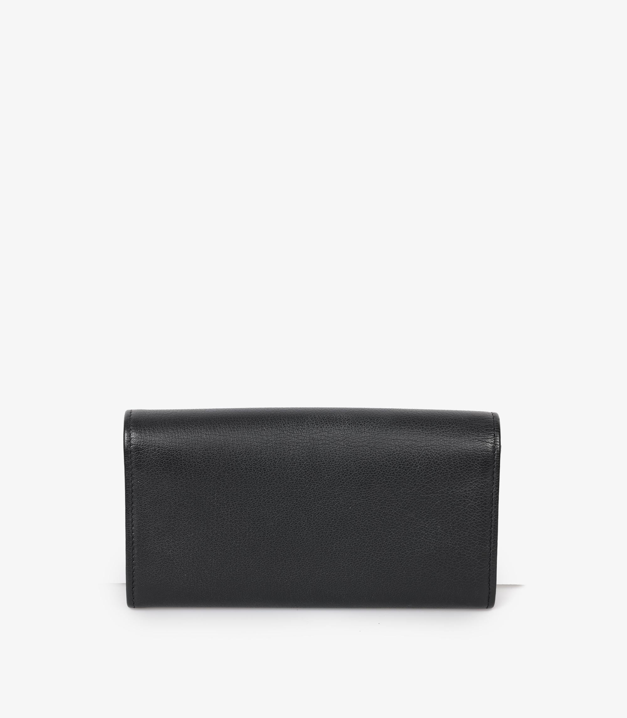 Chanel Navy Goatskin Leather La Pausa Classic Long Wallet

Product Details
Xupes Ref: AA0317
Brand: Chanel
Model: Classic Long Wallet
Type: Wallet
Serial Number: 26887748
Age: 2019
Accompanied By: Chanel Dust Bag, Box, Authenticity Card
Colour: