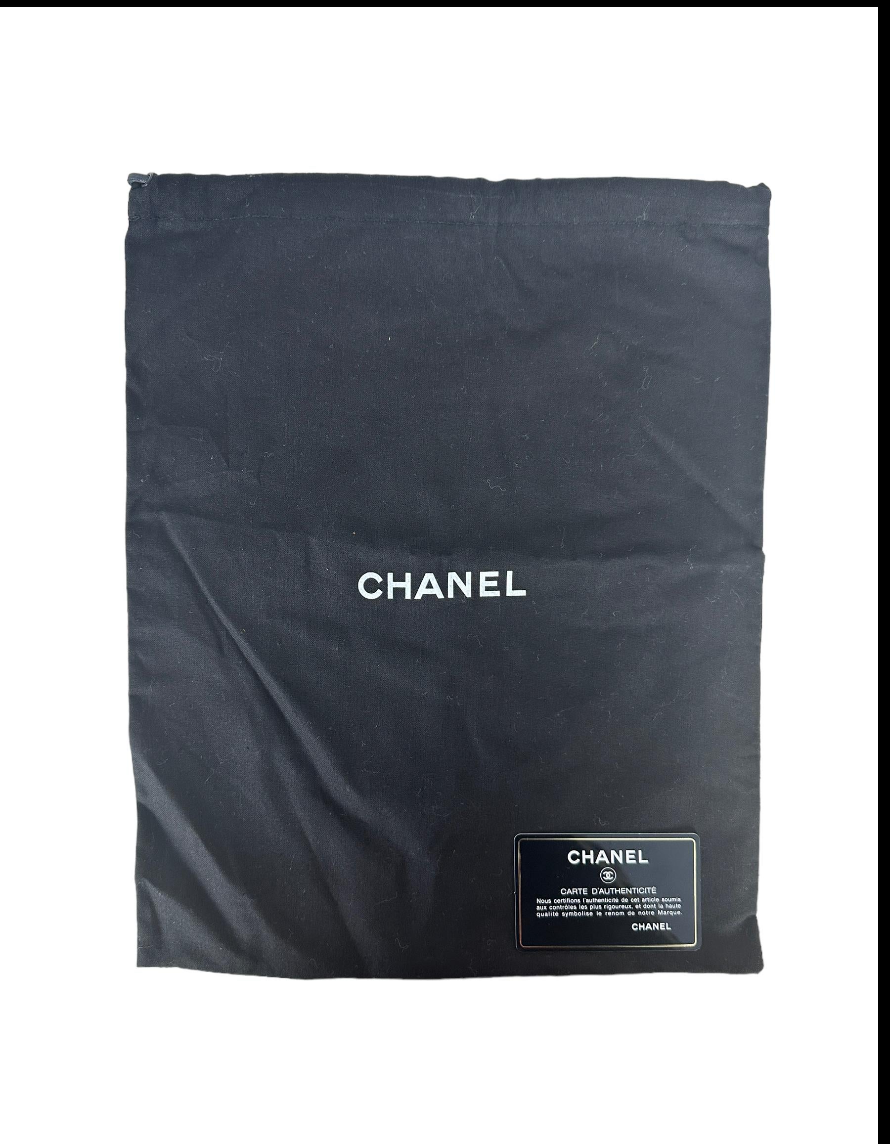 Chanel Navy/Gold Glitter Large Deauville Pouch Bag For Sale 6