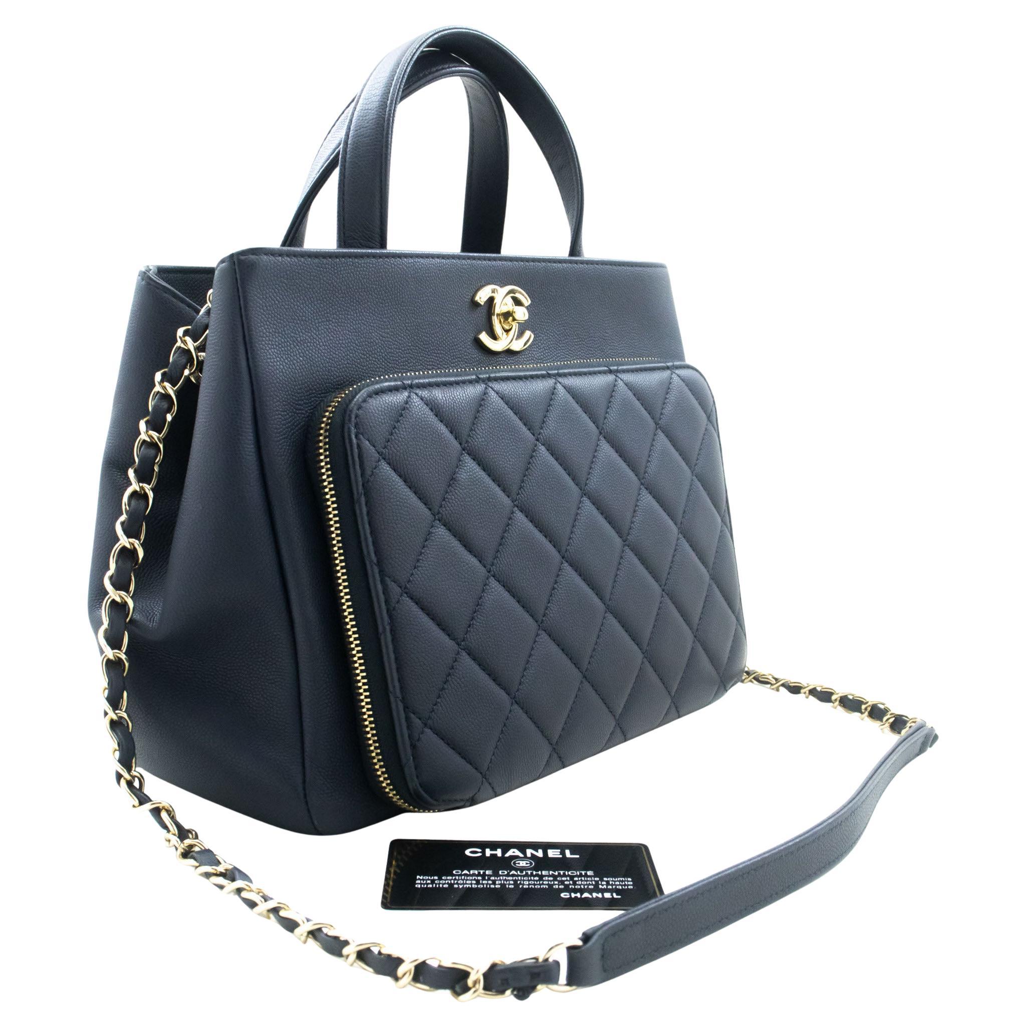 CHANEL Navy Grained Calfskin Leather Shoulder Bag Handbag Quilted For Sale