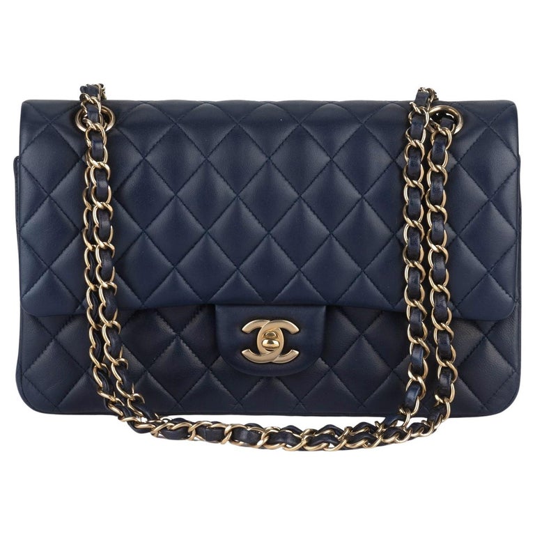 Chanel Bolso con Doble Solapa de Piel de Cordero Azul Marino en