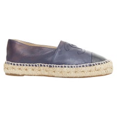 CHANEL - Chaussures espadrille en jute avec logo CC en cuir d'agneau marine EU37