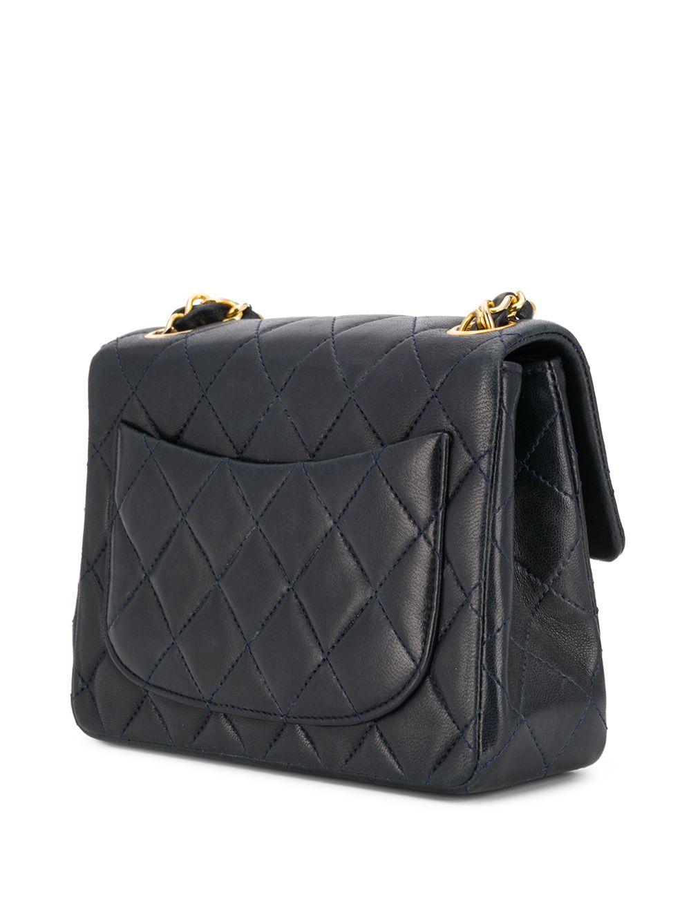 Chanel Navy Leather Crossbody Bag In Excellent Condition In London, GB