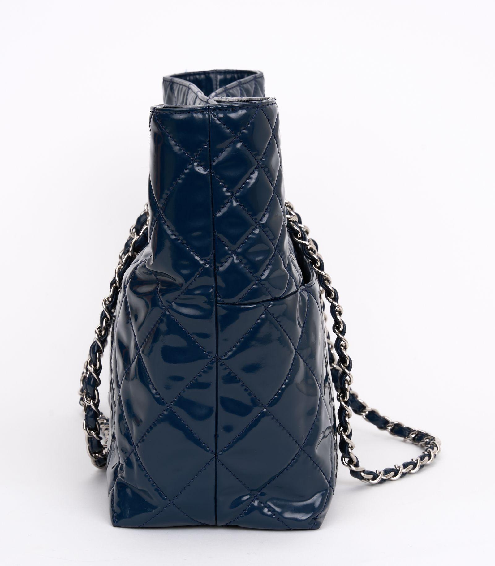 Black Chanel Navy Patent In the Business Tote For Sale