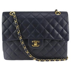 Chanel Marineblaue quadratische klassische Tasche aus gestepptem Lammfell GHW mit halber Klappe 1116c39