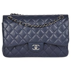 CHANEL Navy Quilted Lambskin Jumbo Classic Double Flap Bag