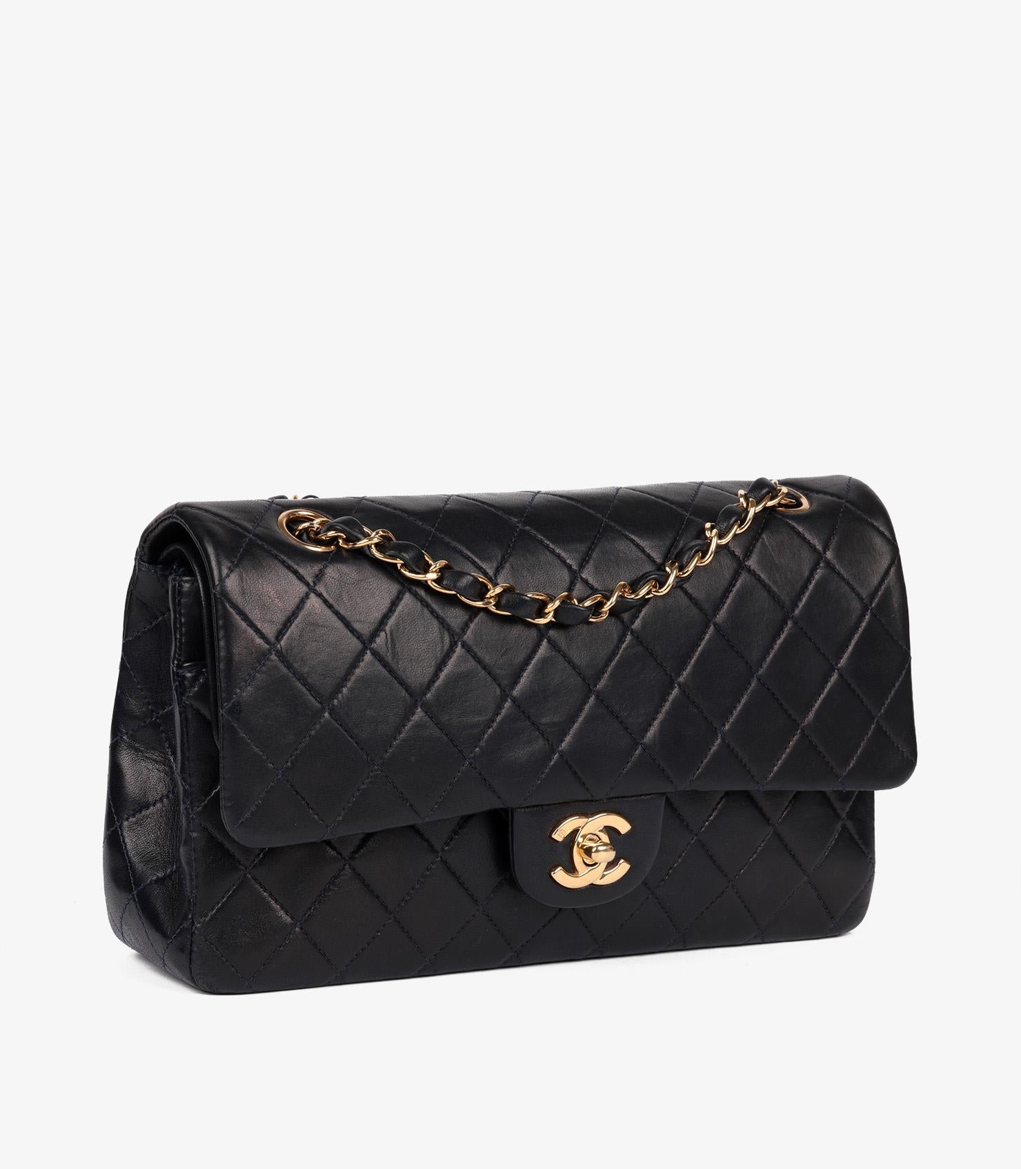 Chanel Navy Quilted Lambskin Vintage Medium Classic Double Flap Bag In Excellent Condition For Sale In Bishop's Stortford, Hertfordshire