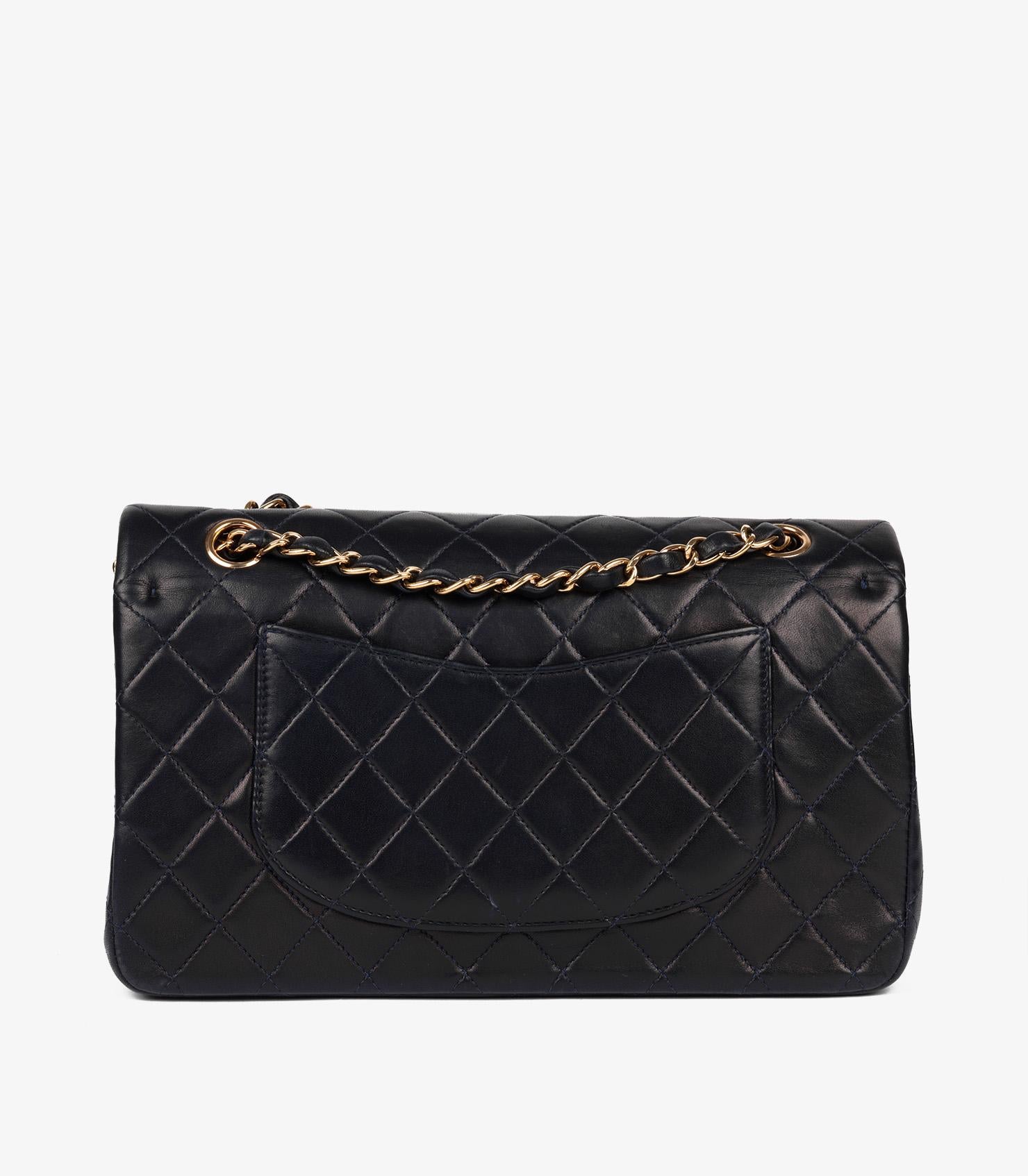 Chanel Bolso Clásico Acolchado Azul Marino Piel de Cordero Vintage Mediano con Doble Solapa 1