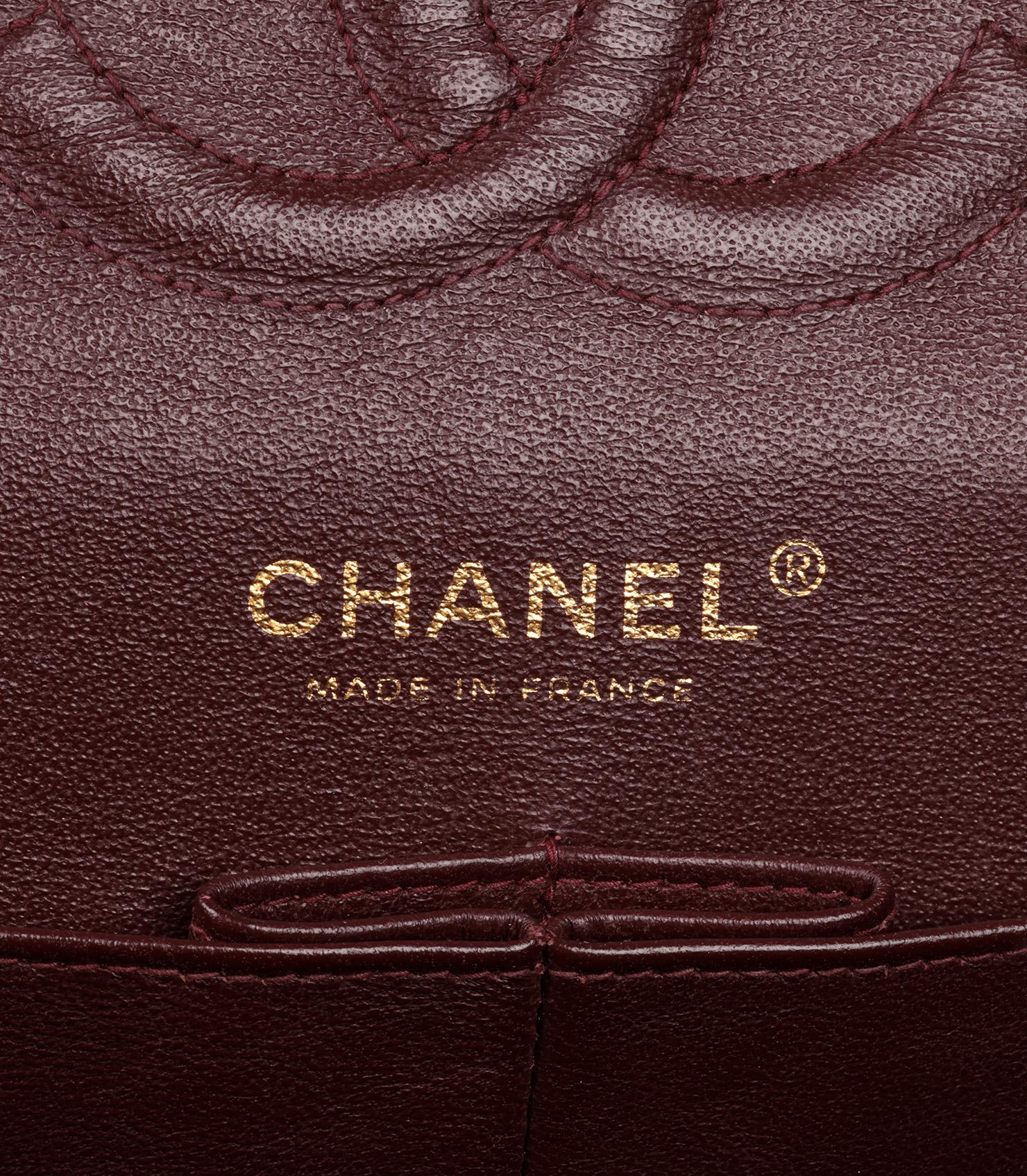 Chanel Bolso Clásico Acolchado Azul Marino Piel de Cordero Vintage Mediano con Doble Solapa 3