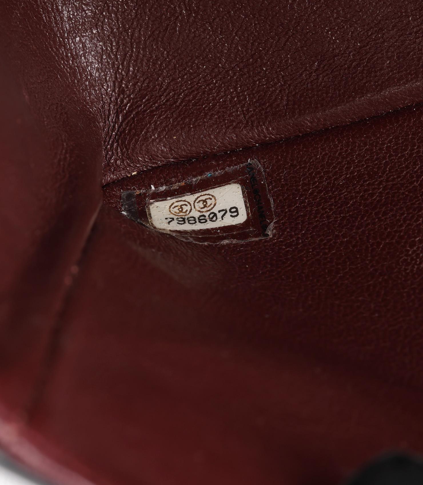 Chanel Navy Quilted Lambskin Vintage Medium Classic Double Flap Bag en vente 5