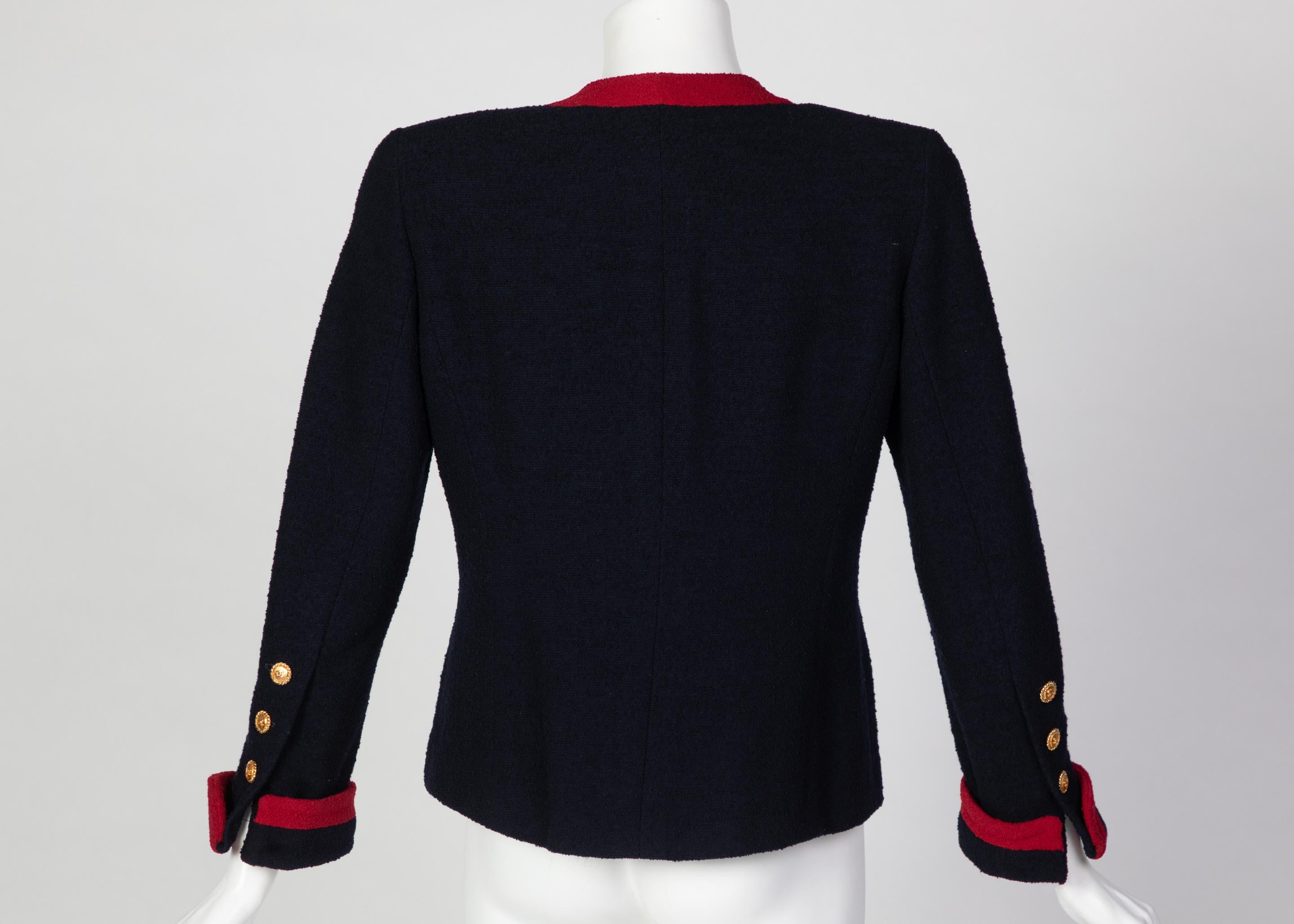 Chanel Navy & Red Boucle Jacket w/ Gold CC Buttons, 1980s In Excellent Condition In Boca Raton, FL