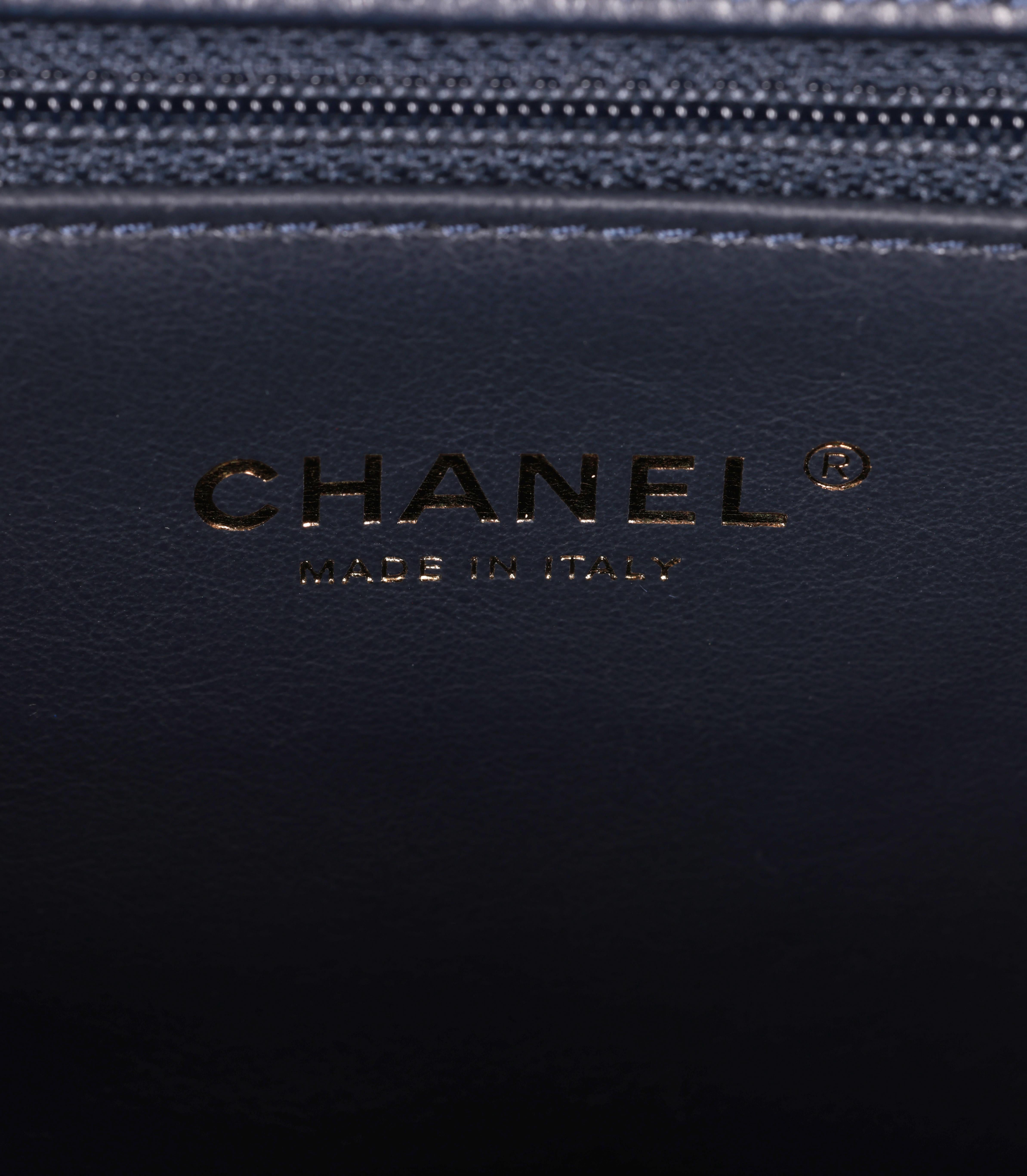 Chanel Navy, Red, White Tweed & Navy Lambskin Small Filigree Flap Bag For Sale 3