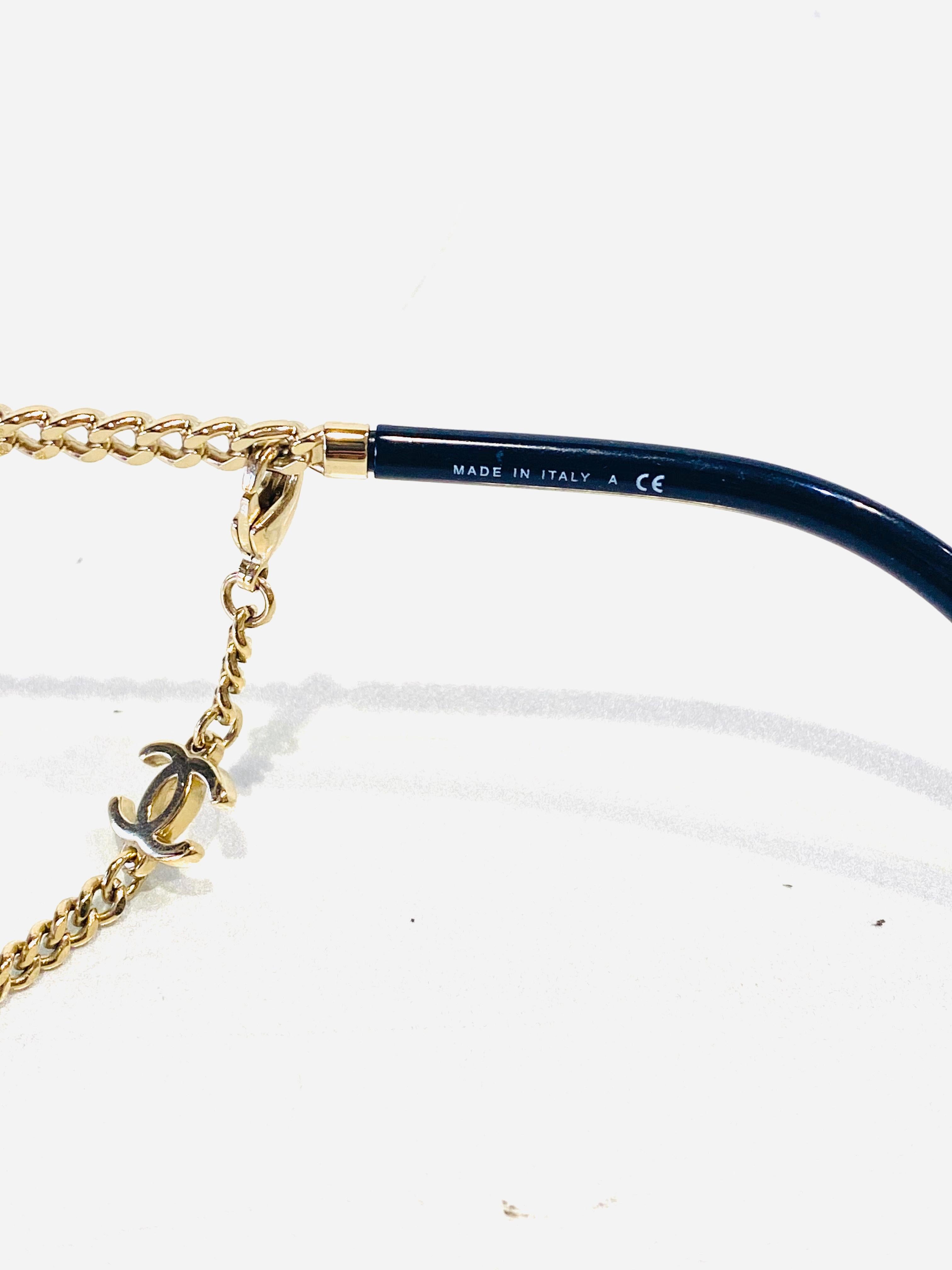 Brown CHANEL Navy Round Sunglasses w/ Gold Chain 