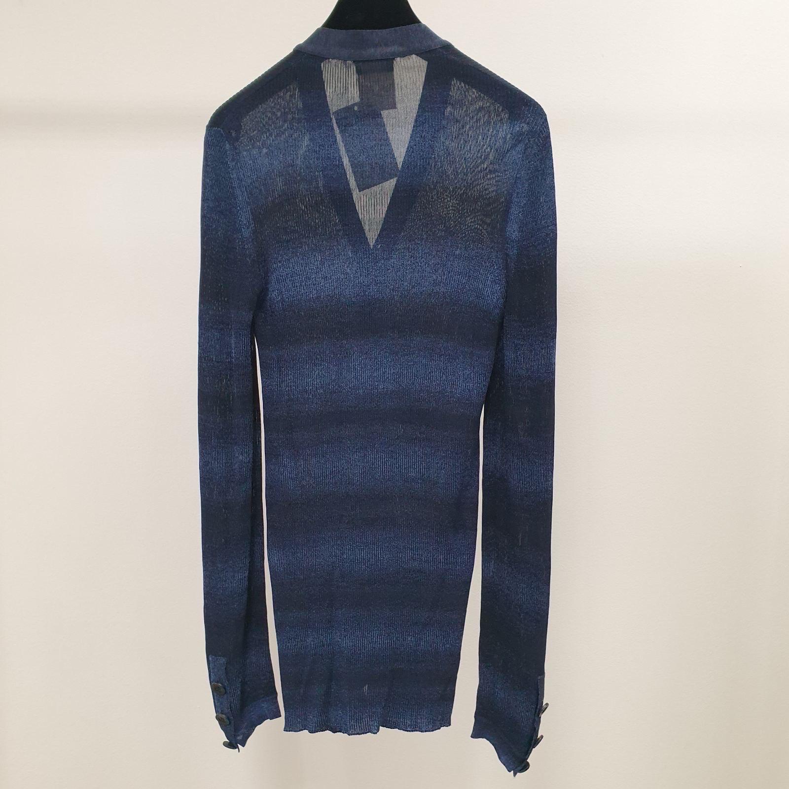 Chanel Marineblau gestreifte Strickjacke im Zustand „Gut“ im Angebot in Krakow, PL