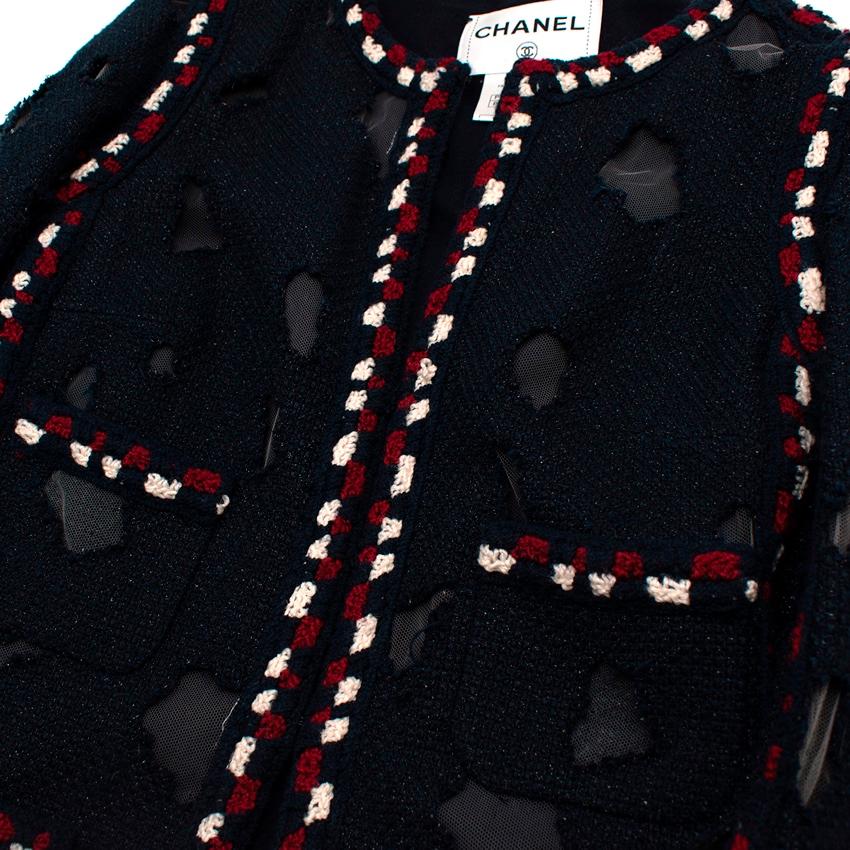 Chanel Marineblaue Tweed-Jacke mit Burn-Out-Ausschnitt und Burgunder- und Weißbesatz im Angebot 1