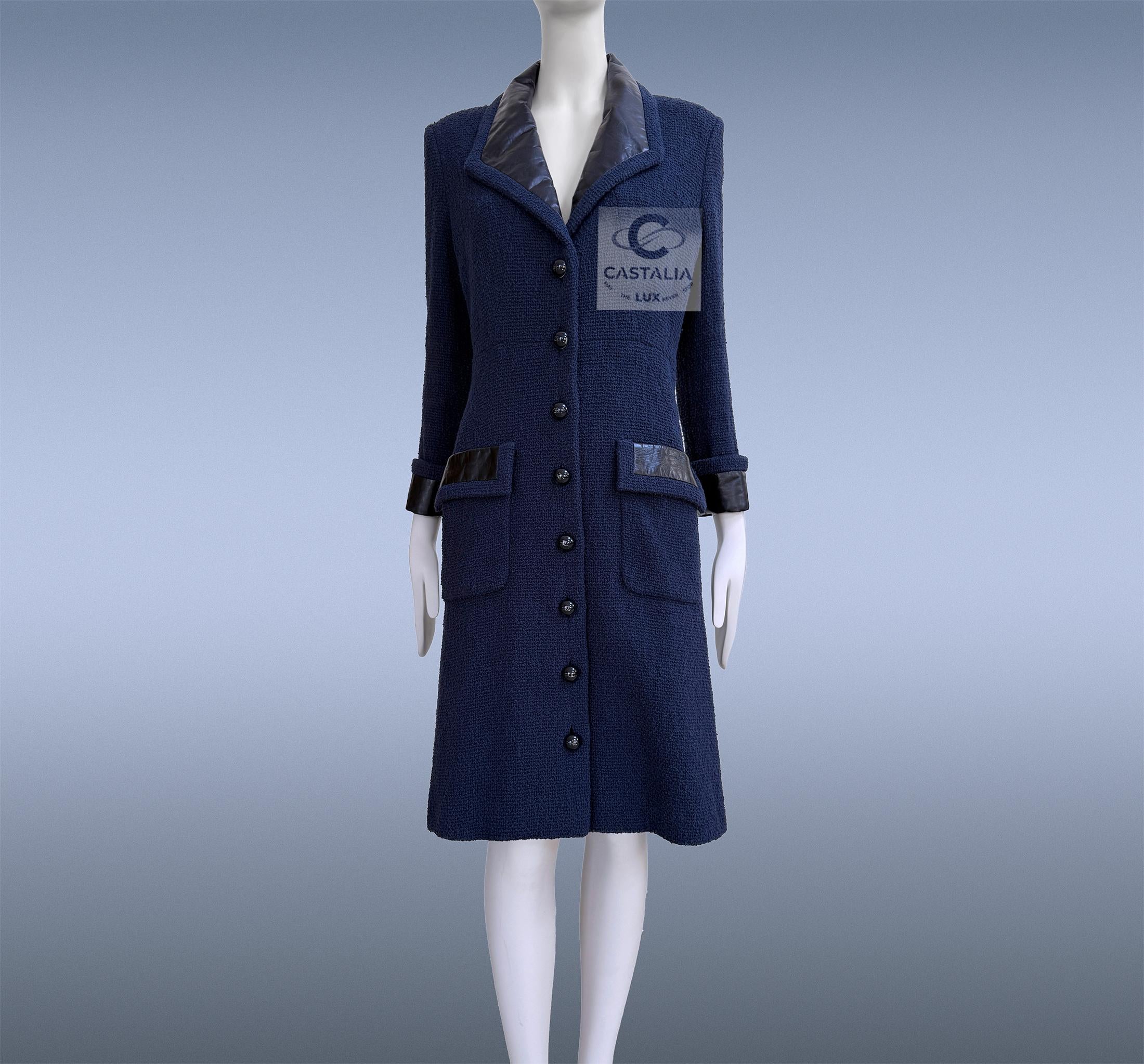 Chanel Navy Tweed Coat with Leather Accents 38 FR For Sale 8