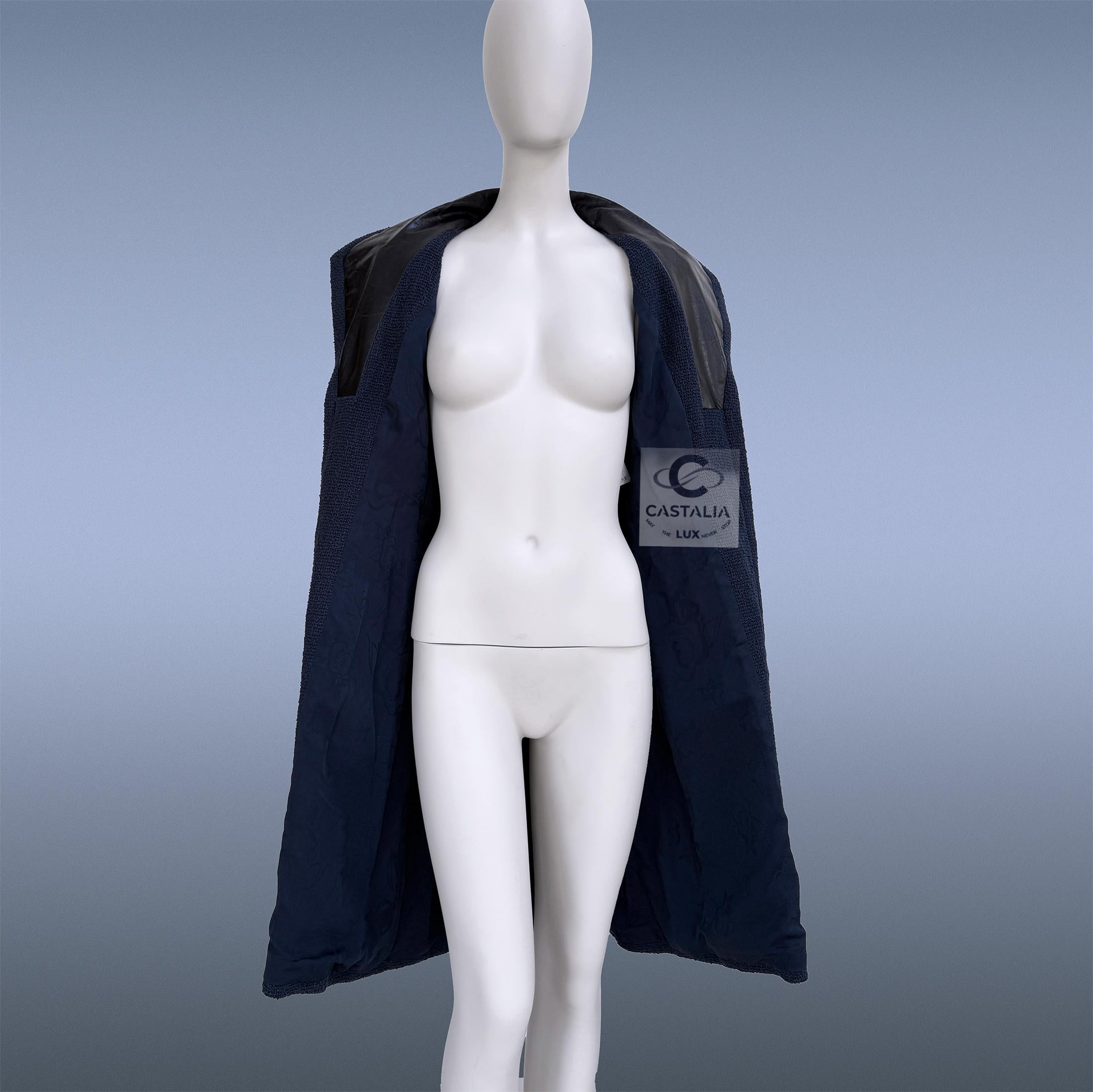 Chanel Navy Tweed Coat with Leather Accents 38 FR For Sale 9