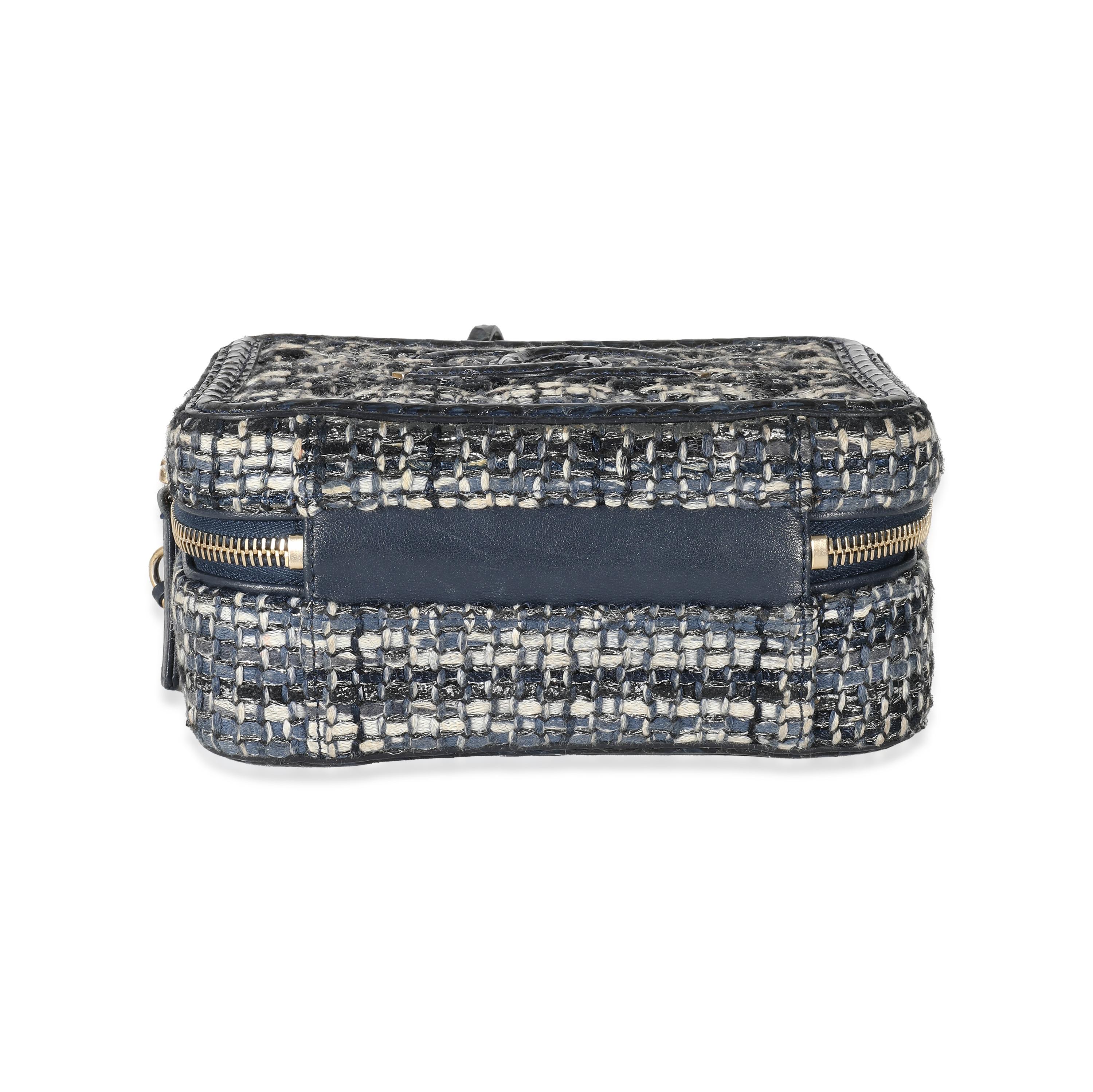 Chanel Navy Tweed Snakeskin Small CC Filigree Vanity Case For Sale 3