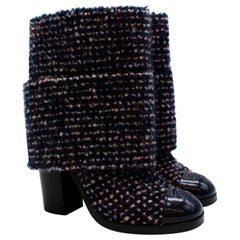 Chanel Navy & White Cashmere blend Tweed Ankle CC Boots - Size 39