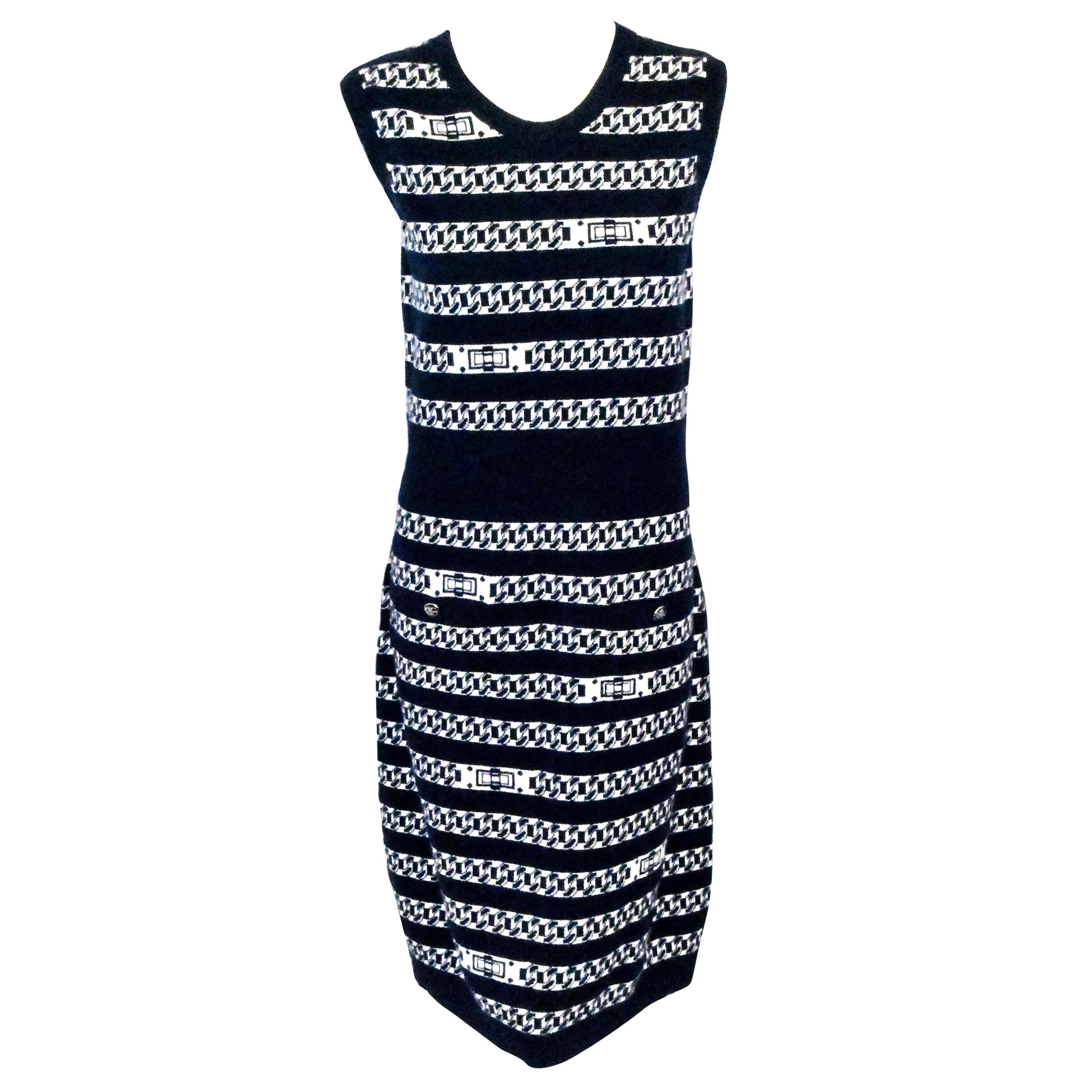 Chanel Navy & White Cashmere Sleeveless Intarsia Chain Link Pattern Dress For Sale