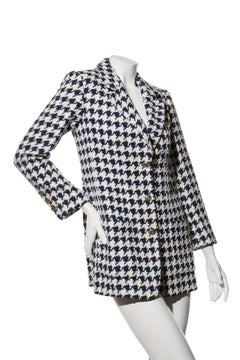Chanel Navy & White Houndstooth Tweed Blazer Spring/Summer 2018 Size FR 34