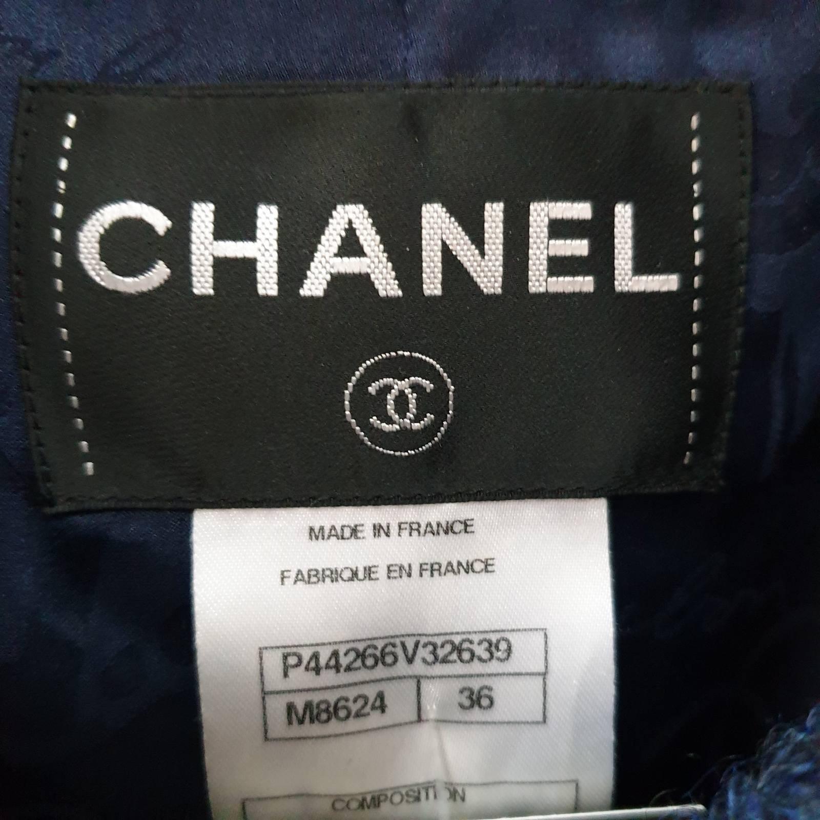 Chanel Navy Wool Long Length CC Buttons Coat In Excellent Condition In Krakow, PL