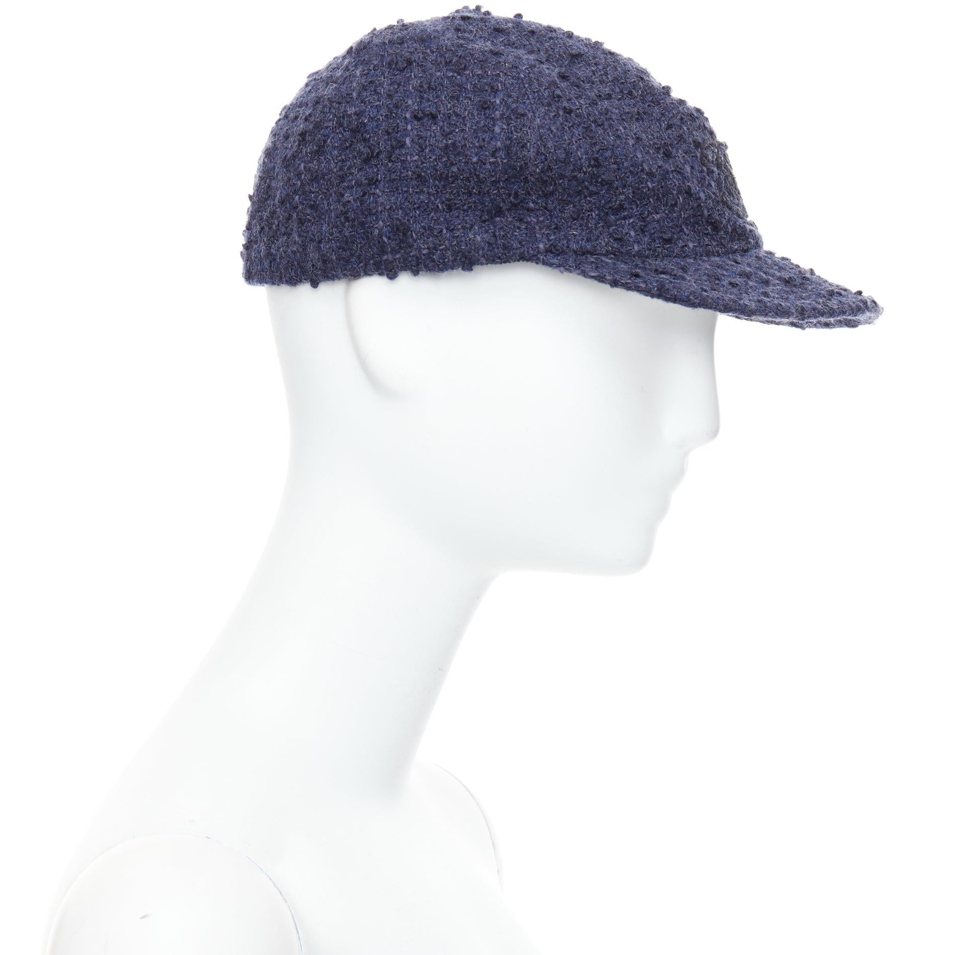 CHANEL navy Wolltweed CC Logo Abzeichen Baseball Cap M im Zustand „Hervorragend“ im Angebot in Hong Kong, NT