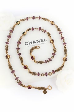 Chanel necklace 1984
