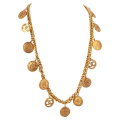 Chanel necklace 1990s