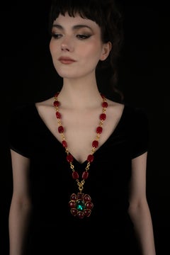 Chanel necklace by Karl Lagerfeld Fall-Winter 1991