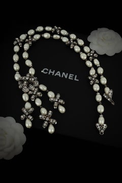 Chanel necklace by Karl Lagerfeld Haute Couture Fall-Winter 1994