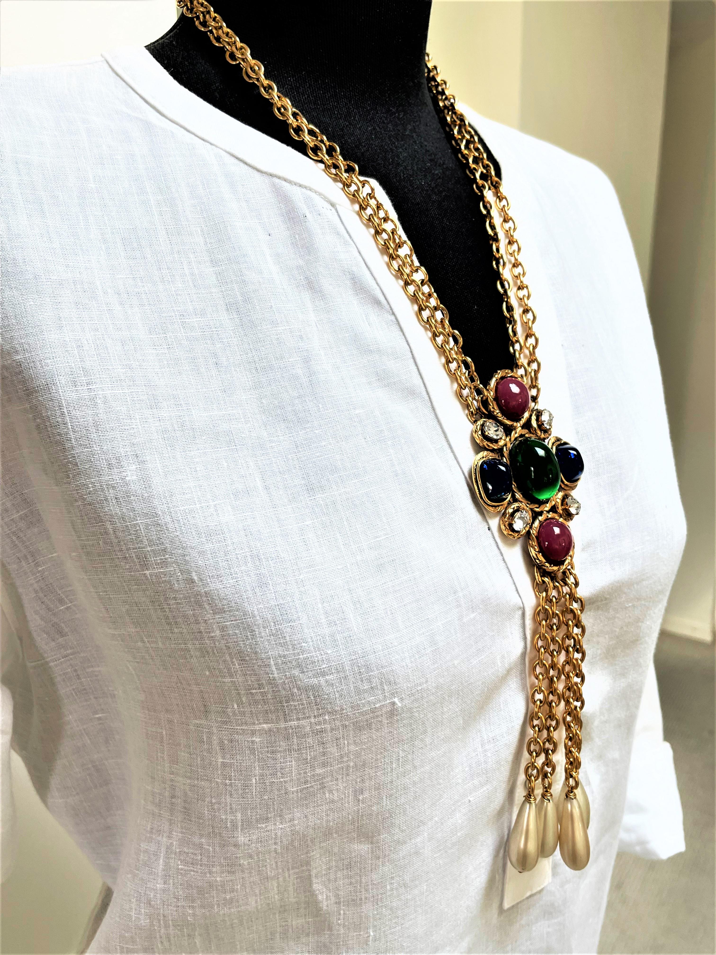 Chanel Halskette von R. Goossens und Gripoix Paris, signiert 2CC8, vergoldet im Angebot 5