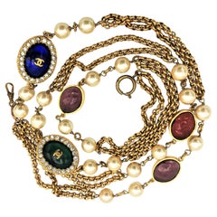 Collar Chanel de Robert Goossens y Gripoix Paris, sign. 1983, chapado en oro