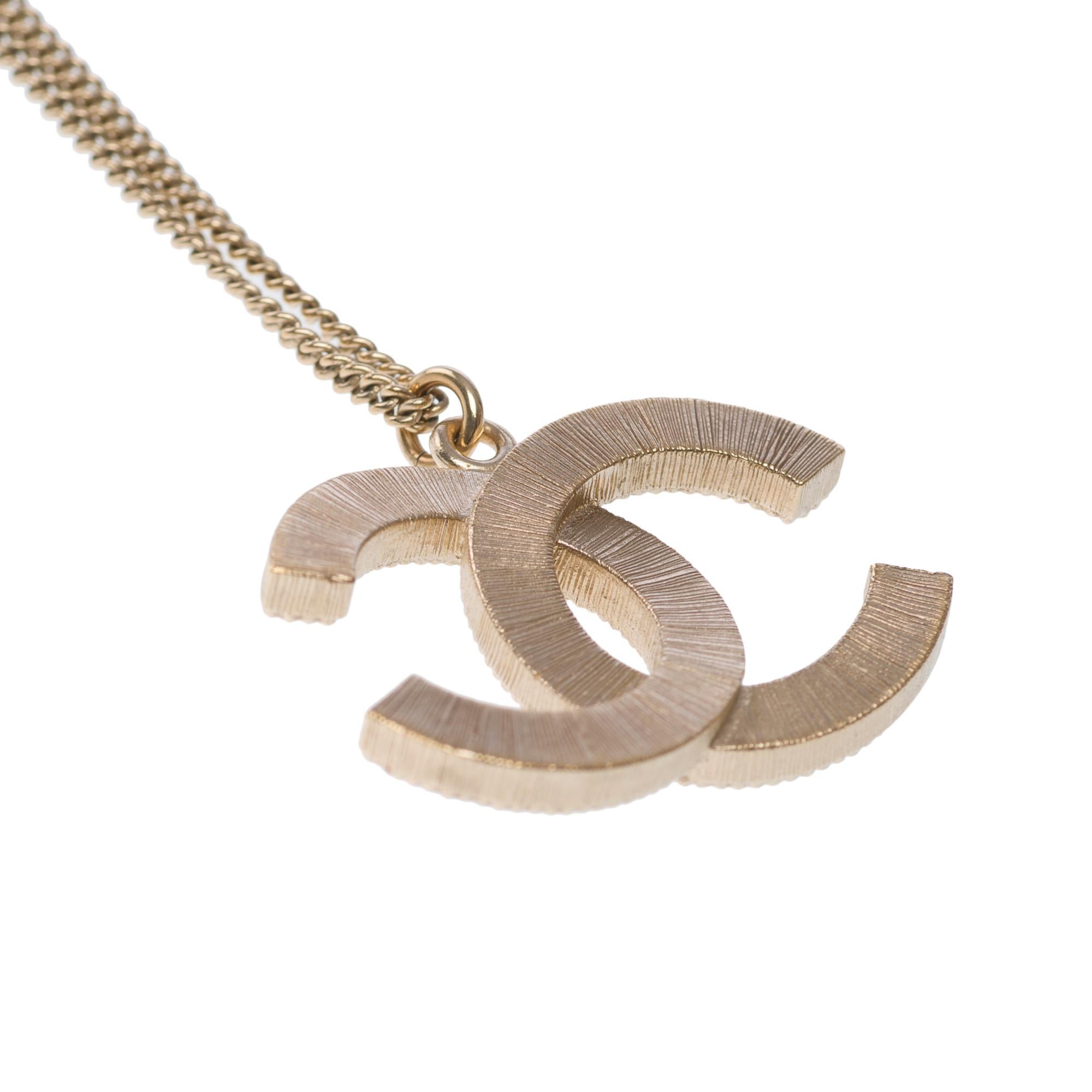 Uncut  Chanel Necklace CC With Pearl and Gold color metal