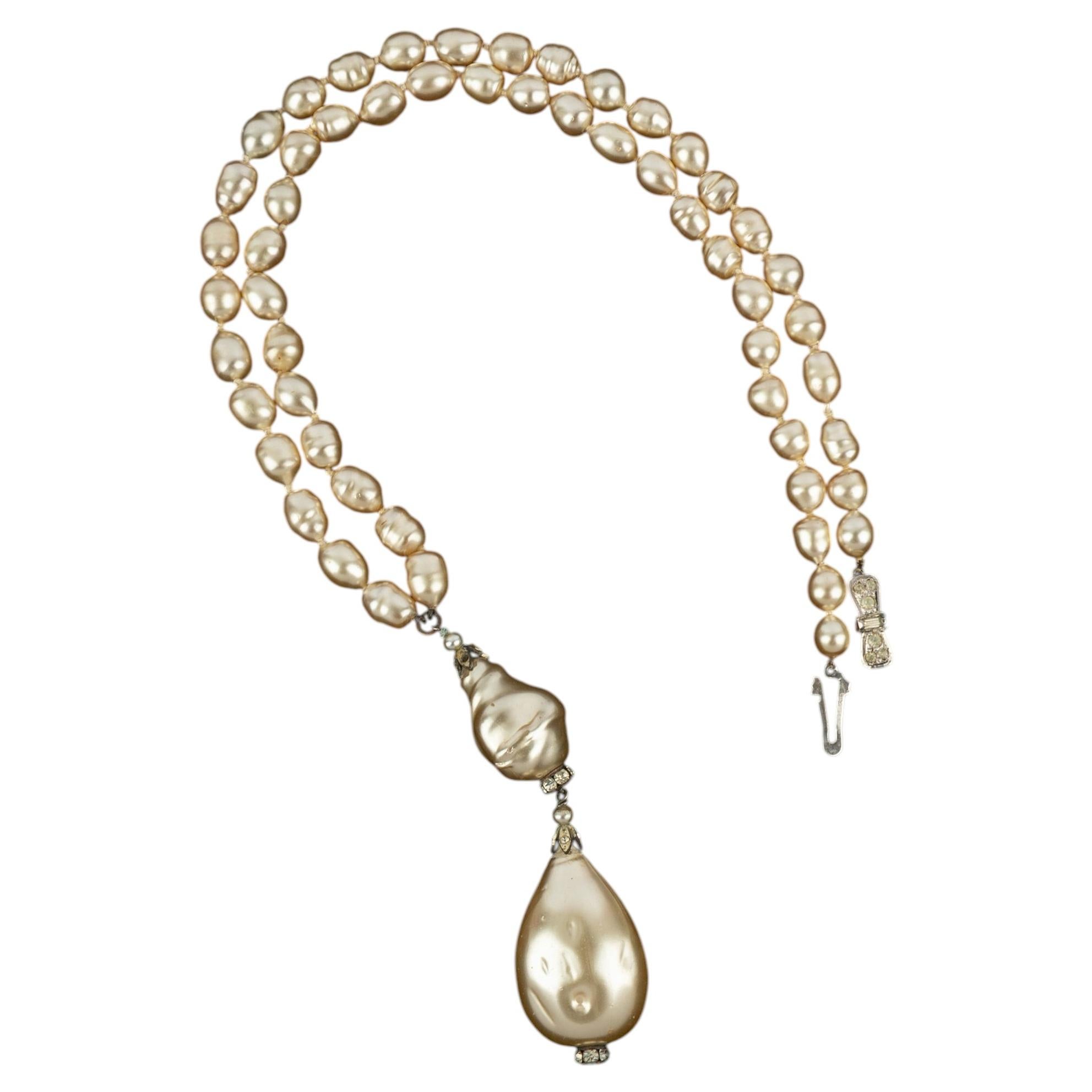 Collana Chanel del 1960 CIRCA, sotto la direzione artistica di Coco Chanel