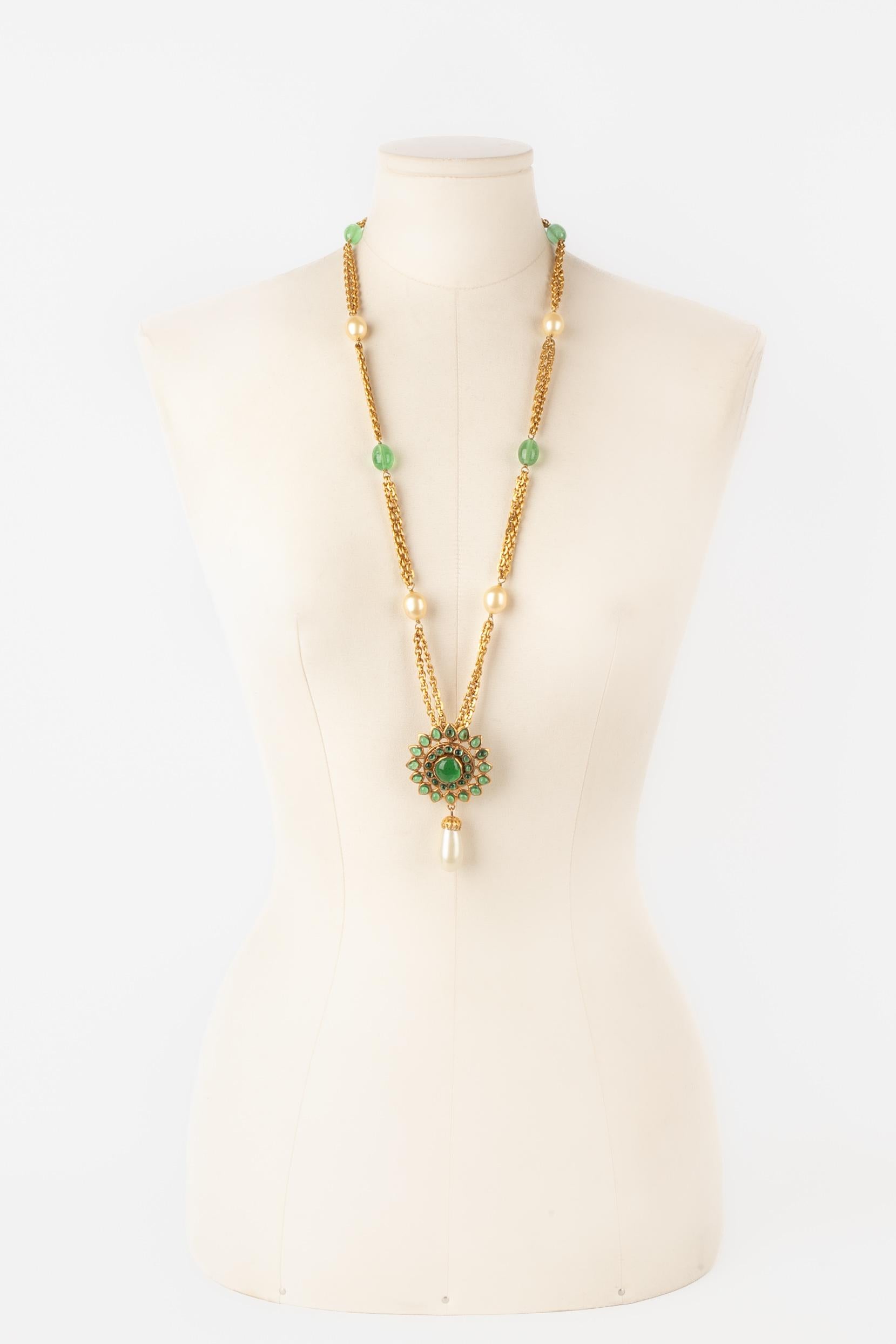 Chanel Collier d'automne 1996 en vente 6