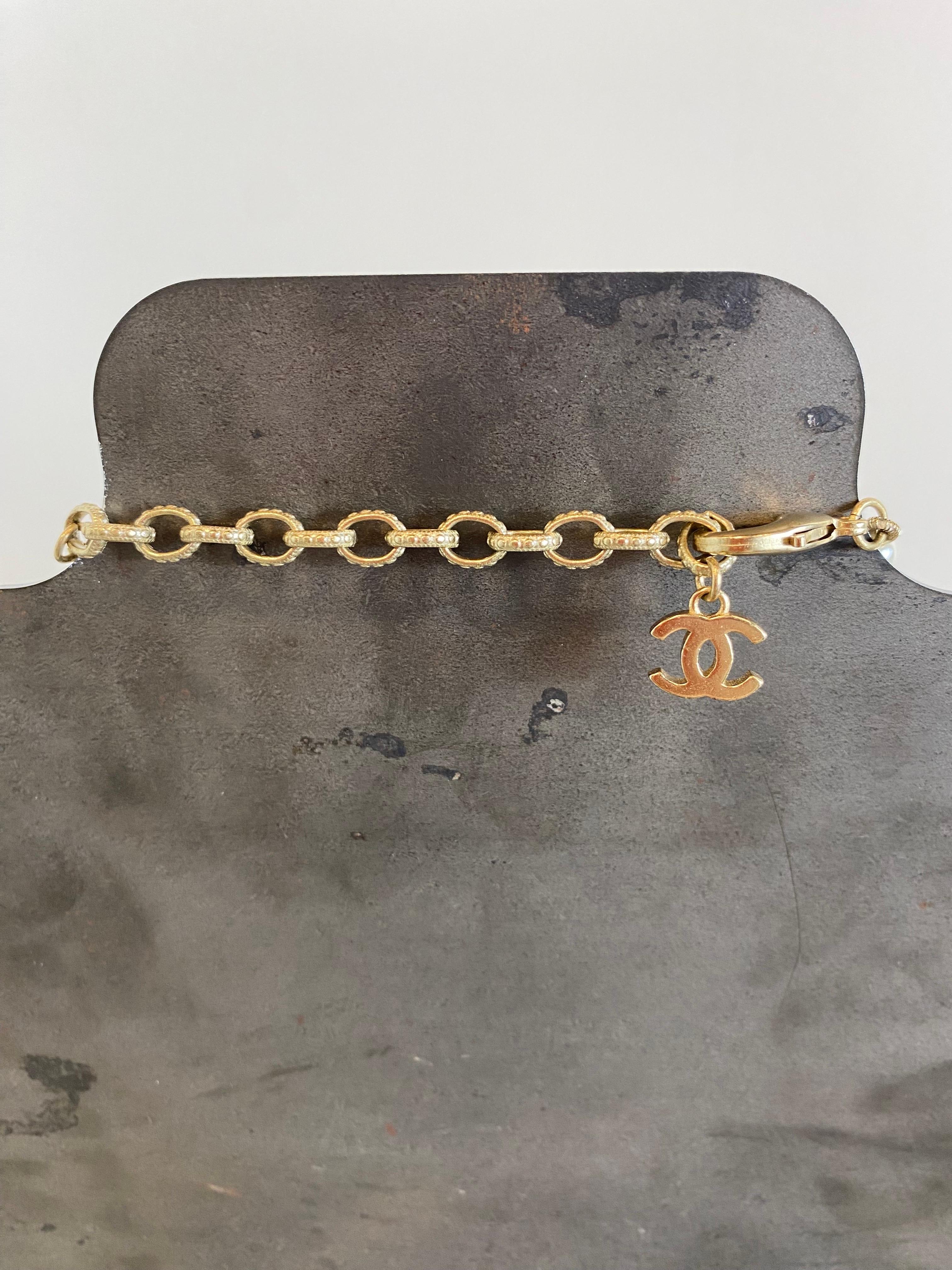 Collana Chanel in vendita 1