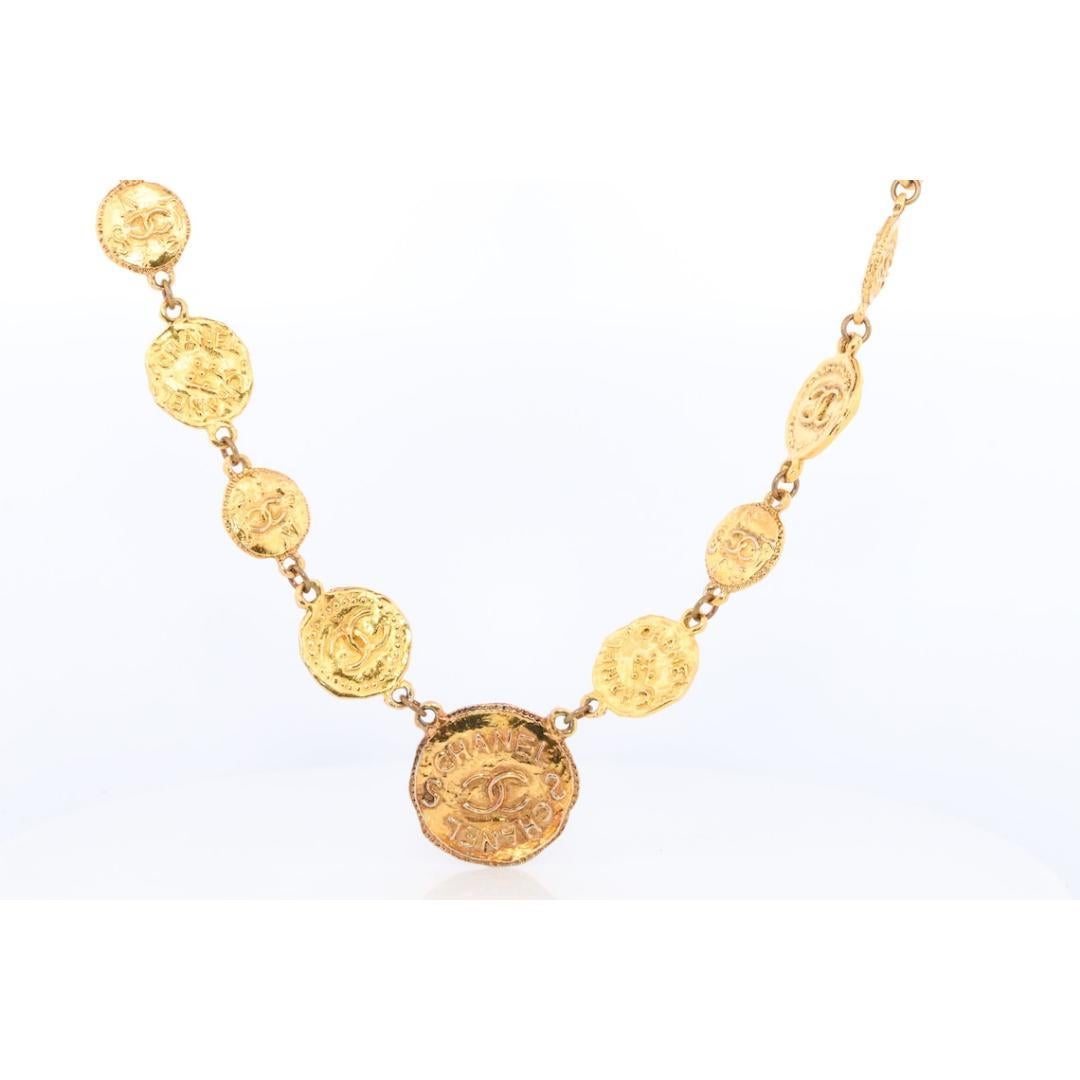 Chanel Halskette. Genuine CC CHANEL Runde LOGO Münze-Halskette. Scheibe Kette Halskette im Angebot 2