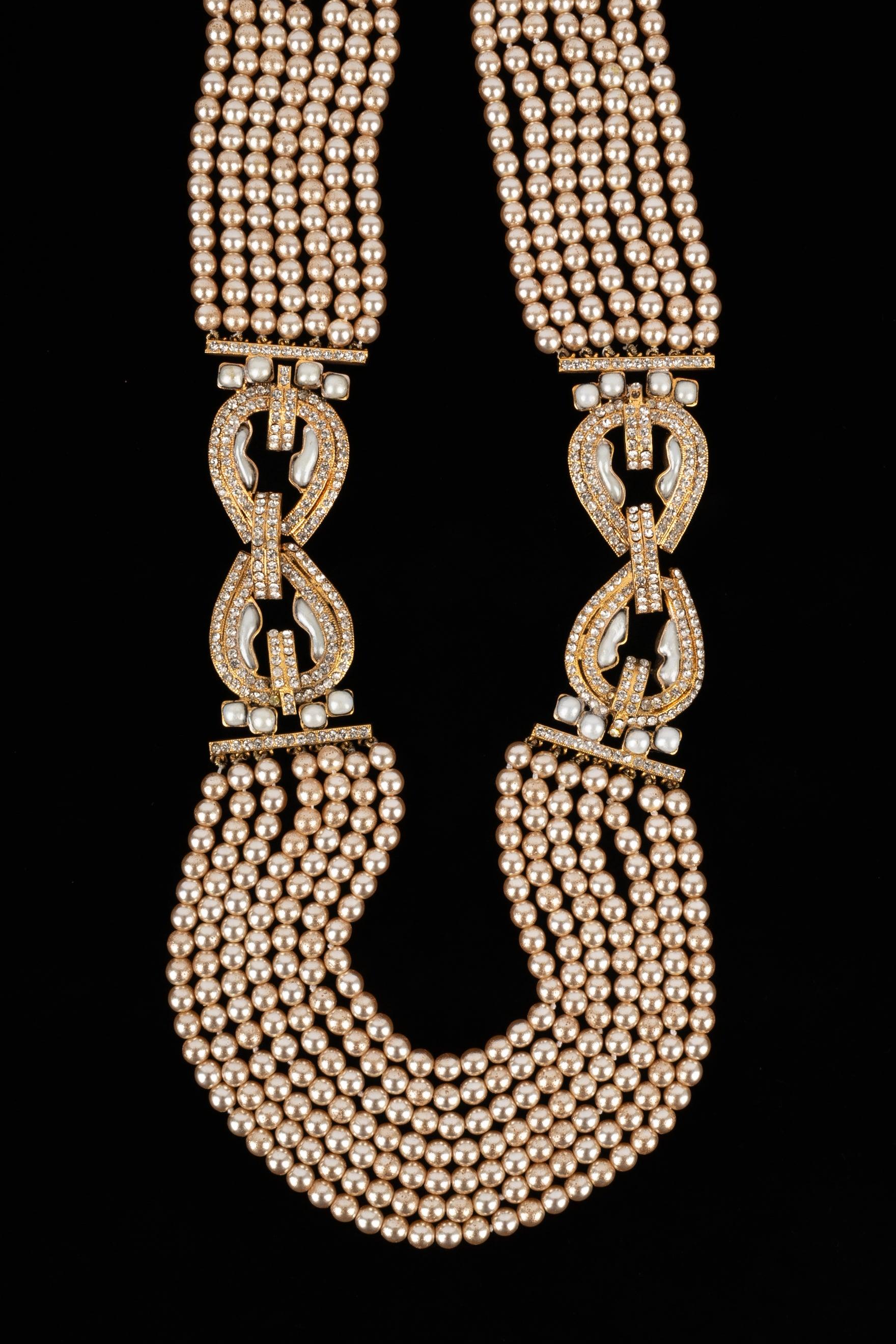 Women's Chanel Necklace Haute Couture with Costume Pearls, 2cc3 For Sale