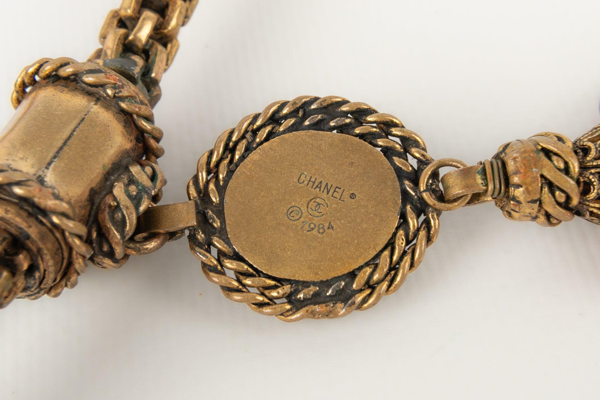 Chanel Necklace in Glass Paste and Dark-Golden Metal, 1984 For Sale 3