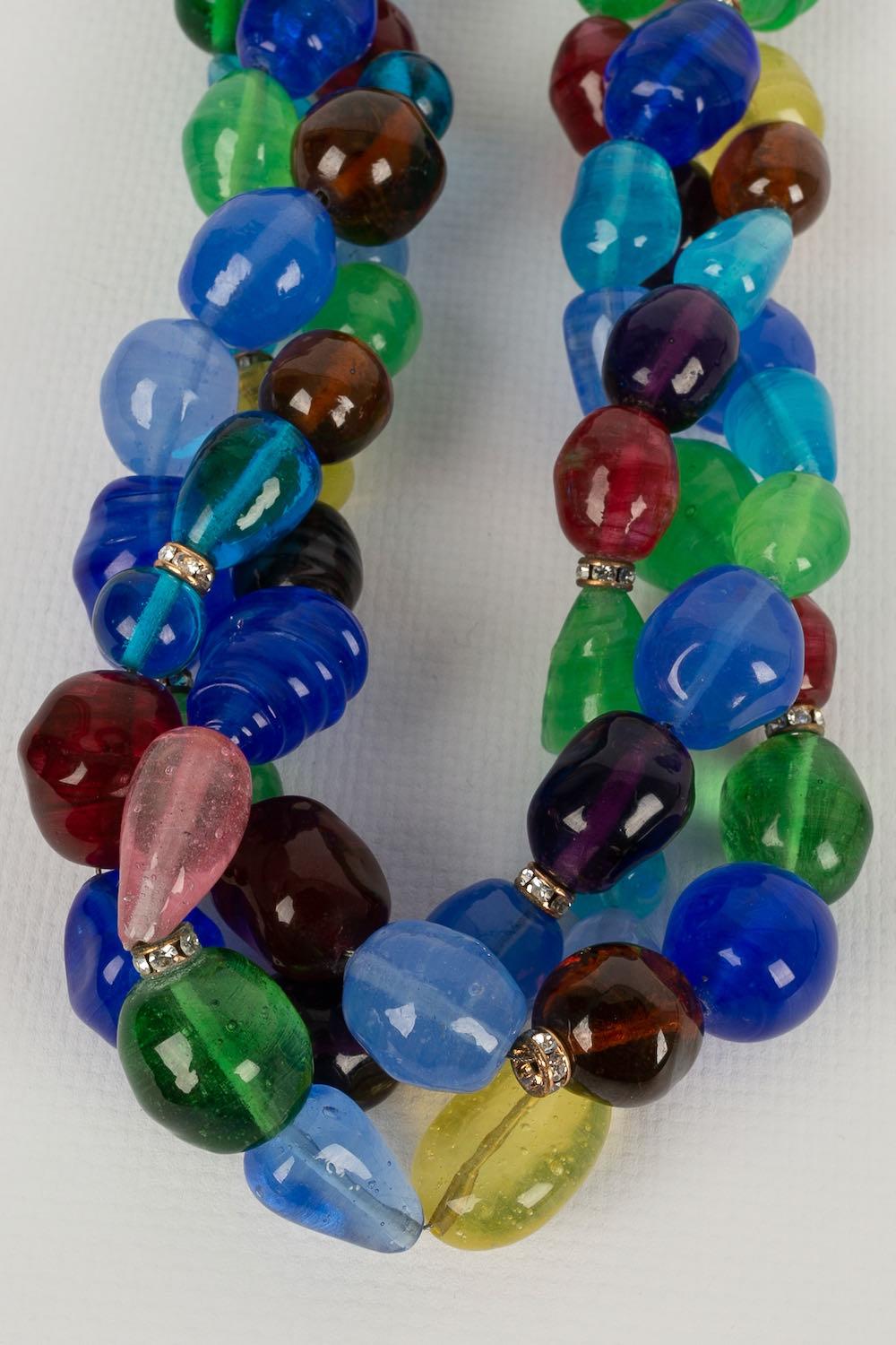Women's Chanel Necklace in Multicolored Glass Paste and Rhinestones For Sale