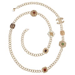 Collana Chanel “La modernité de l'Antiquité” di Karl Lagerfeld, collezione Resort 2008