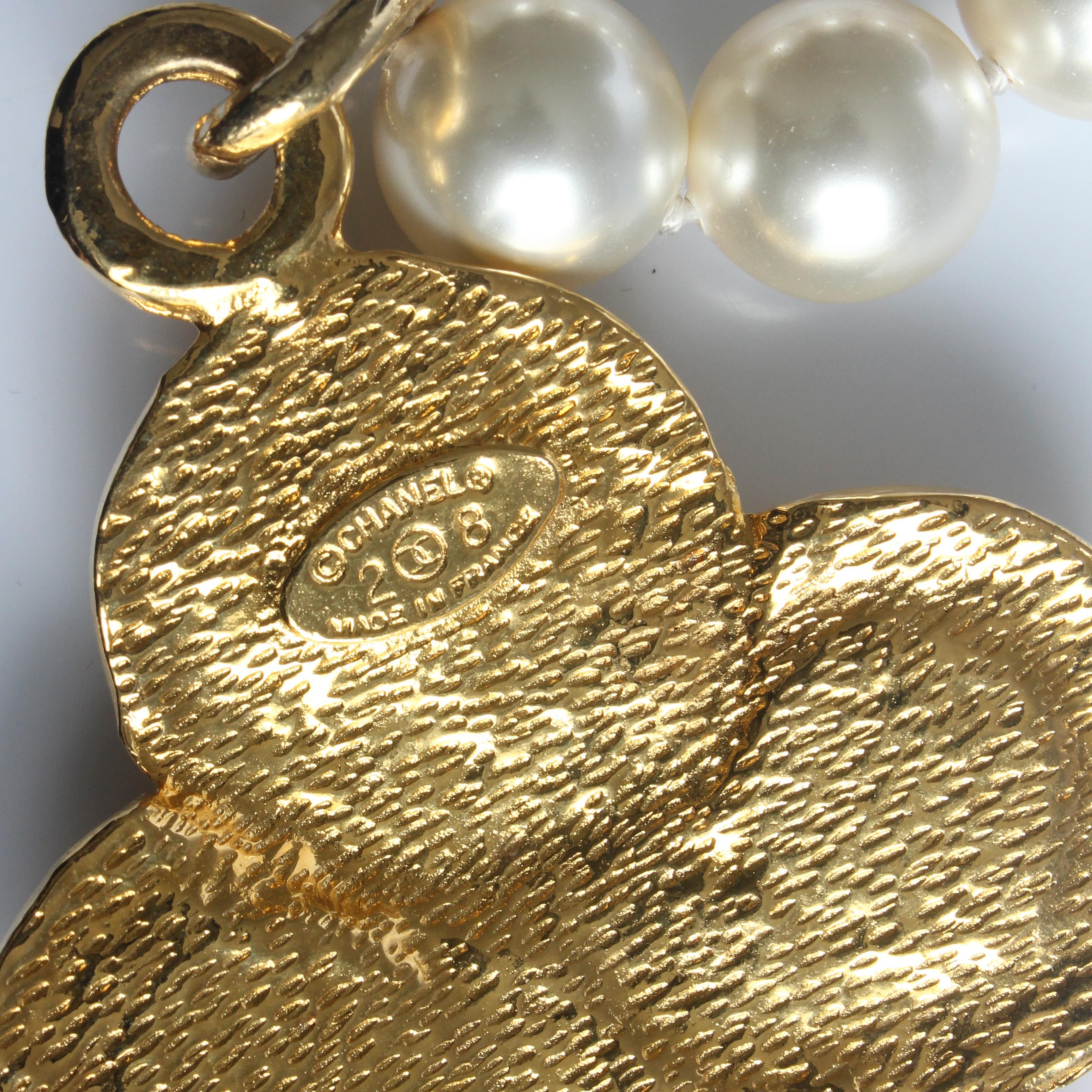 Chanel Necklace Large Medallion Pendant Poured Glass Pearls Vintage 90s + COA For Sale 14