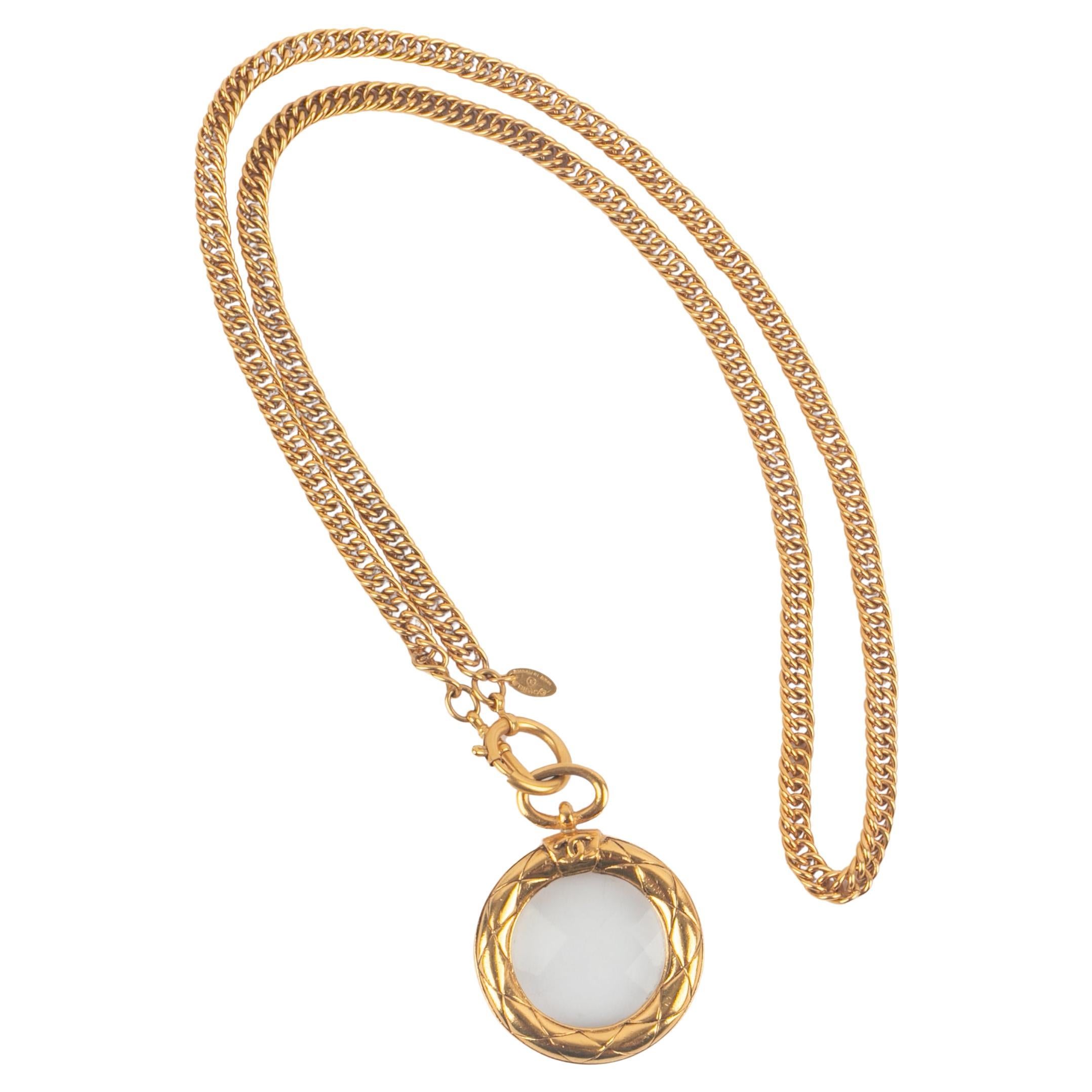 Chanel necklace magnifying glass 1980s