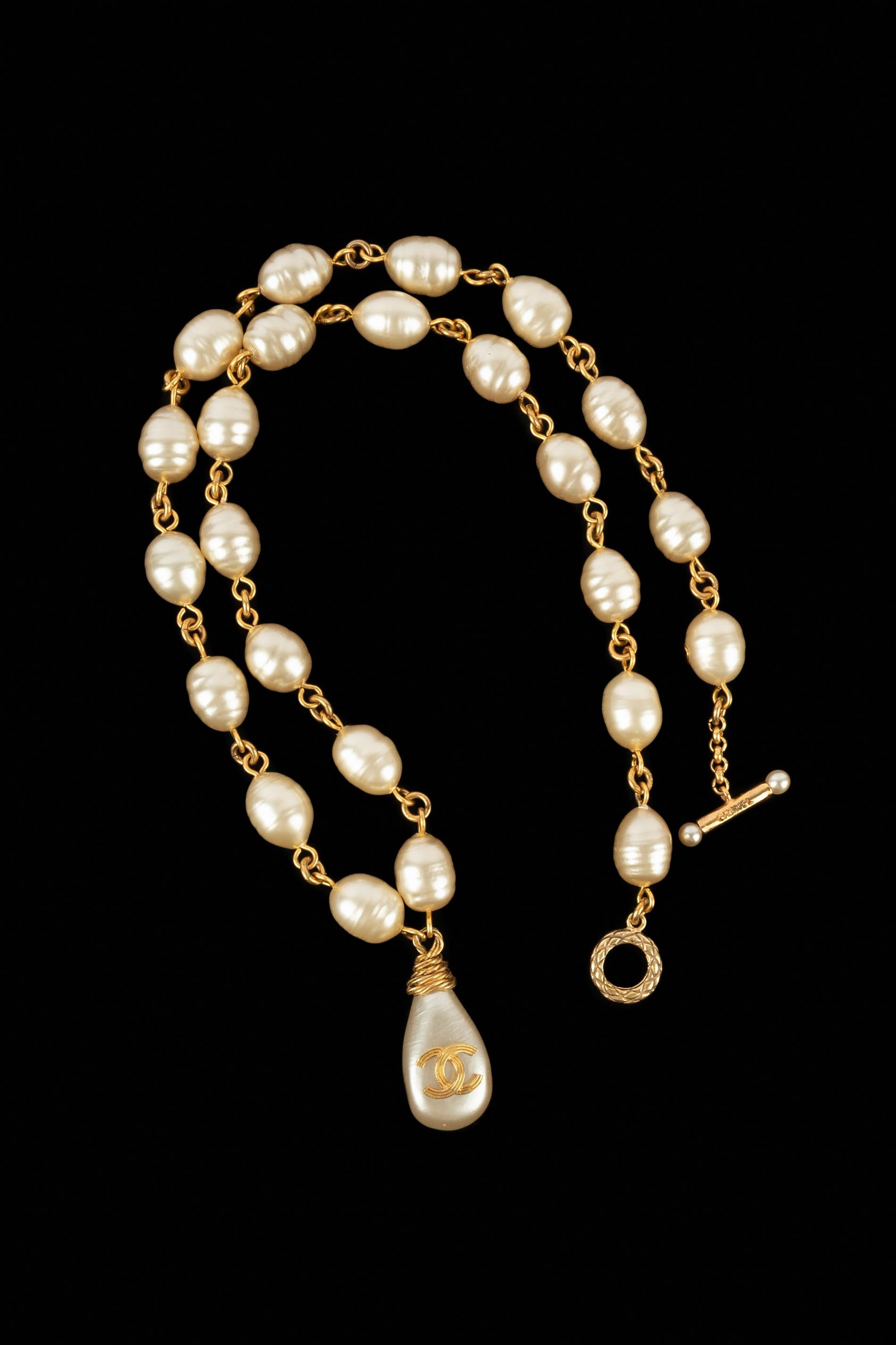 Women's Chanel necklace Spring 1994 For Sale