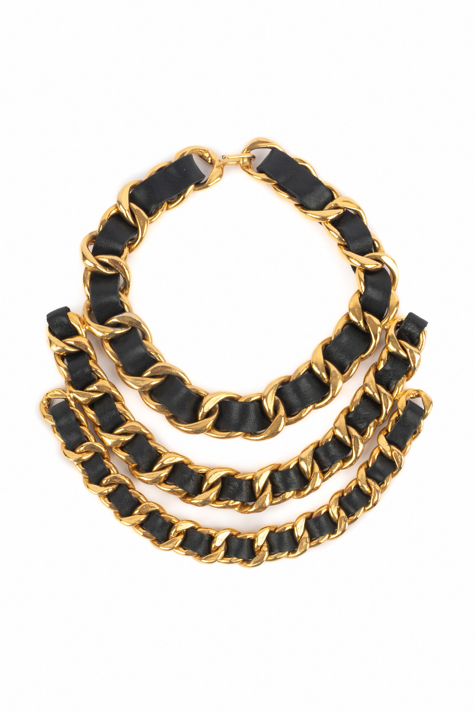 Chanel necklace Winter 1991 In Excellent Condition For Sale In SAINT-OUEN-SUR-SEINE, FR